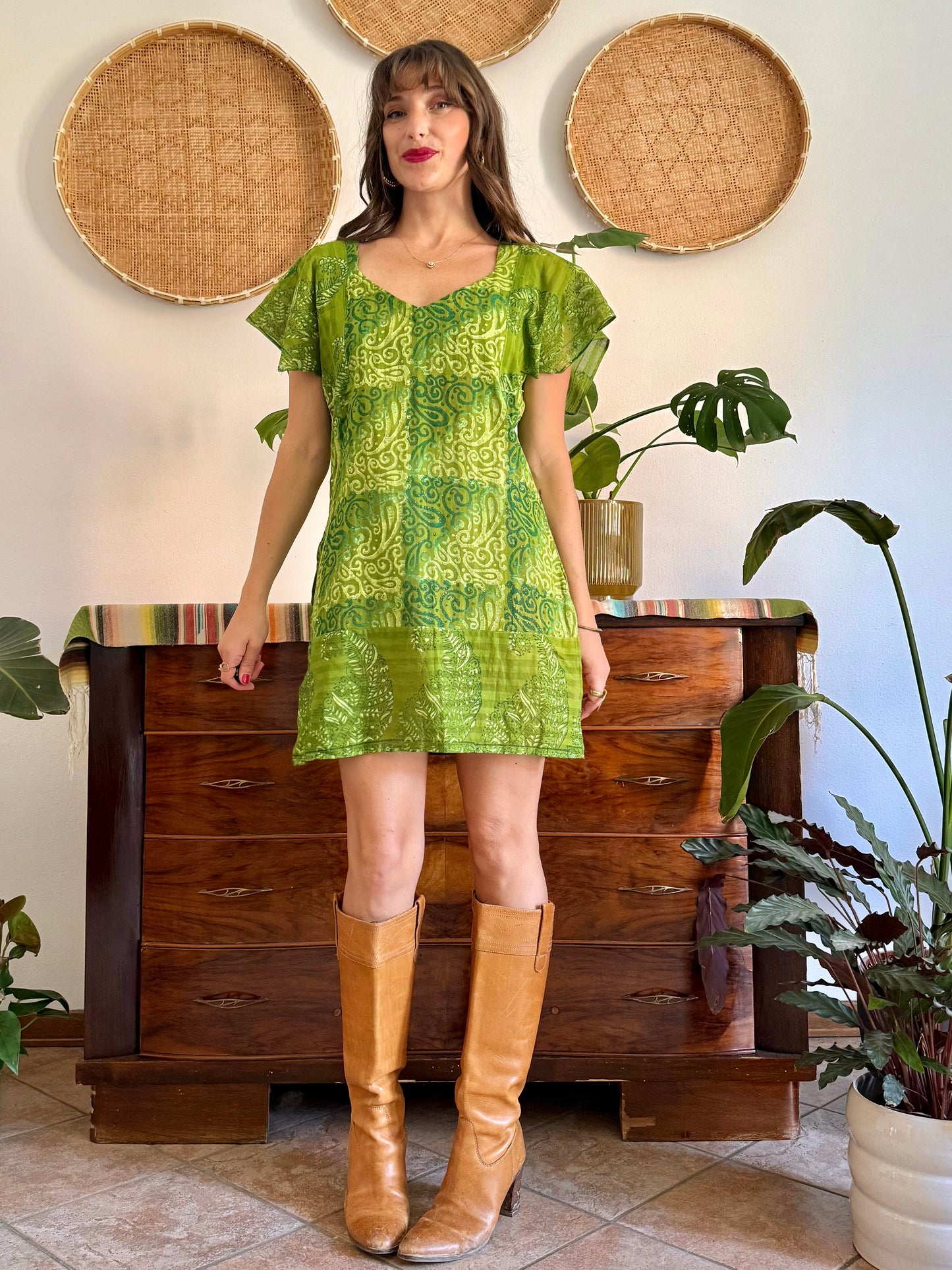 1970’s vintage mutitonal green hand block printed mini dress