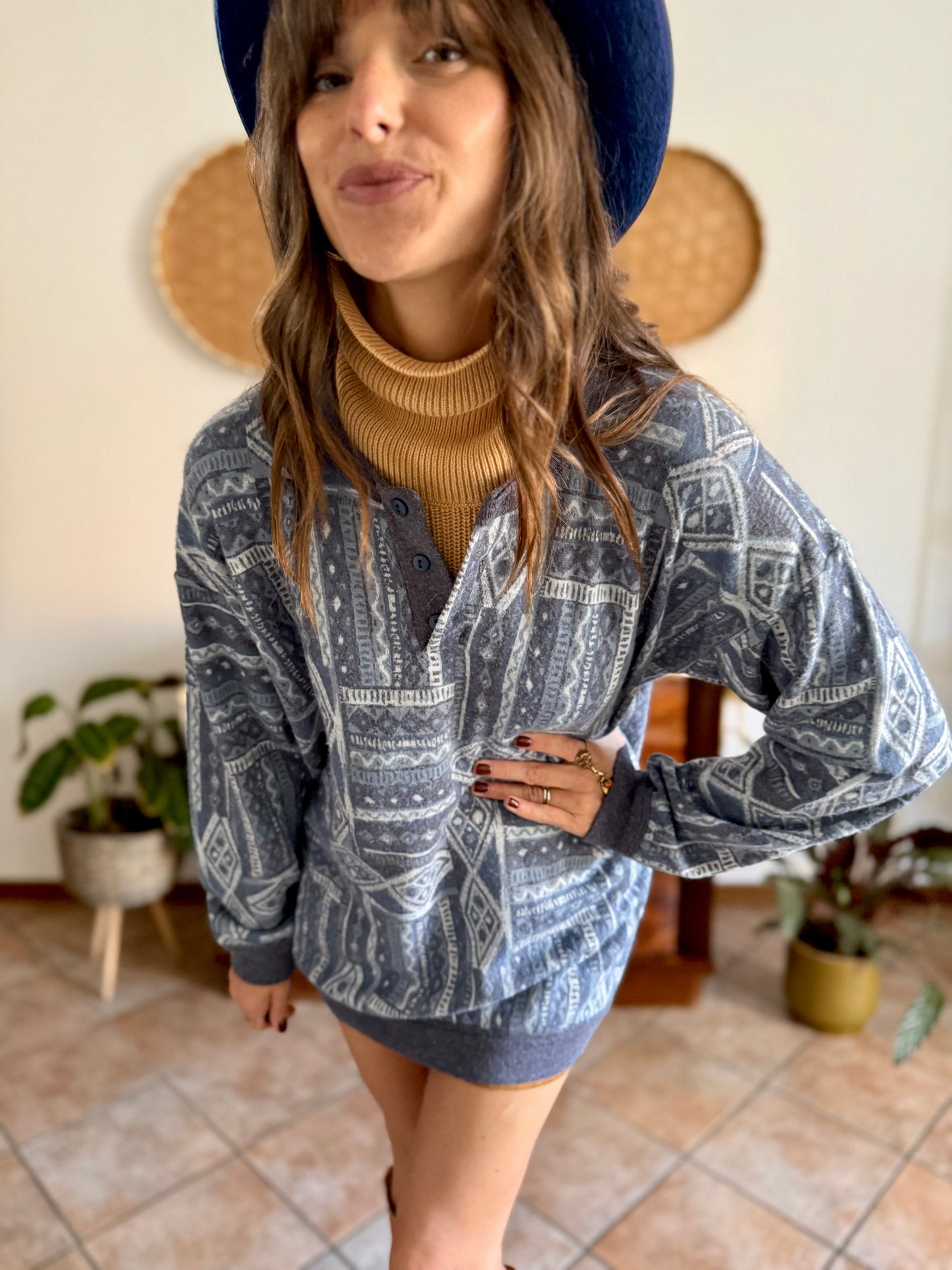 1980's vintage multi tonal blue geometric knit sweatshirt