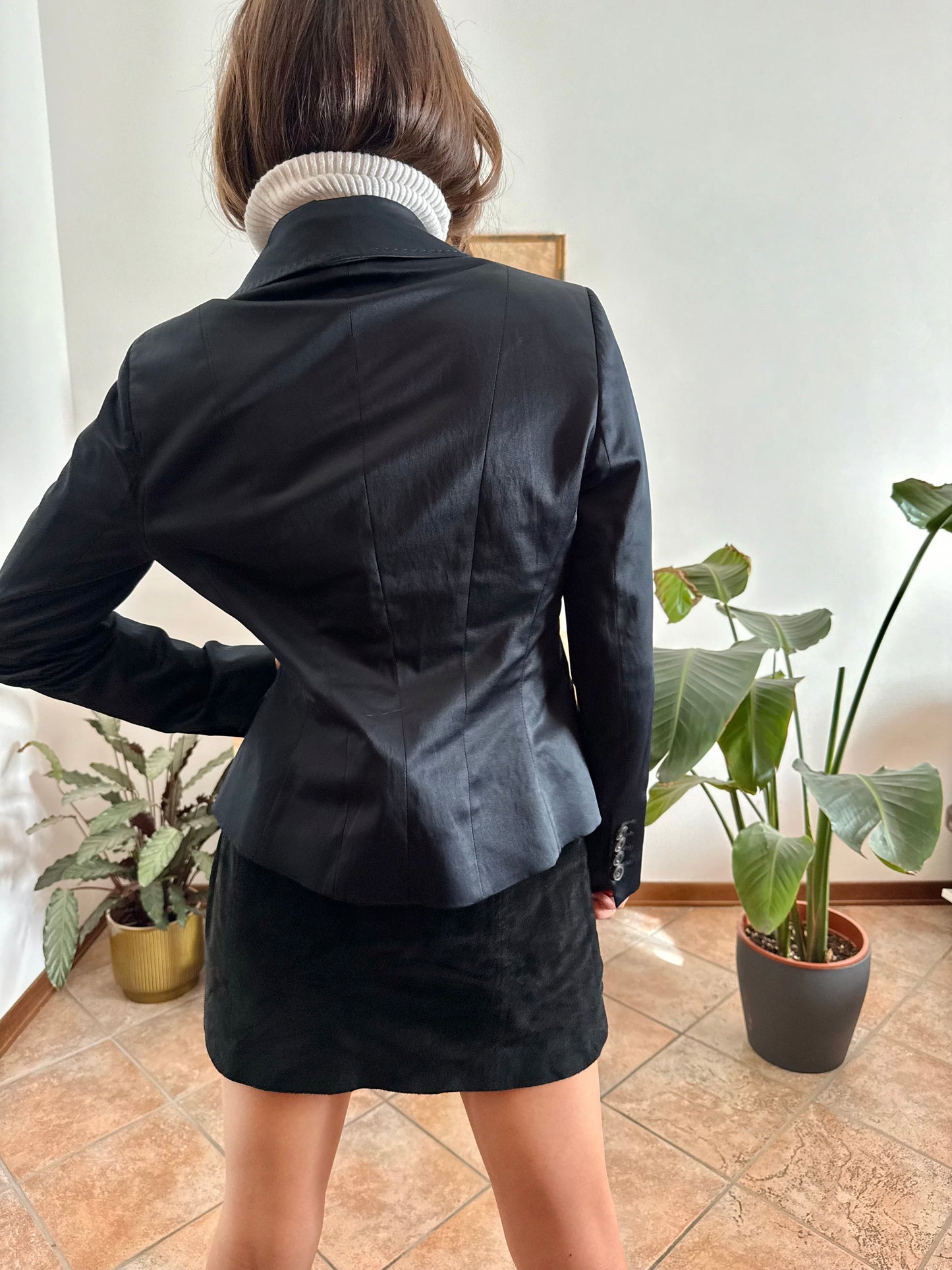 1990’s vintage black satin blazer with stitch detailing