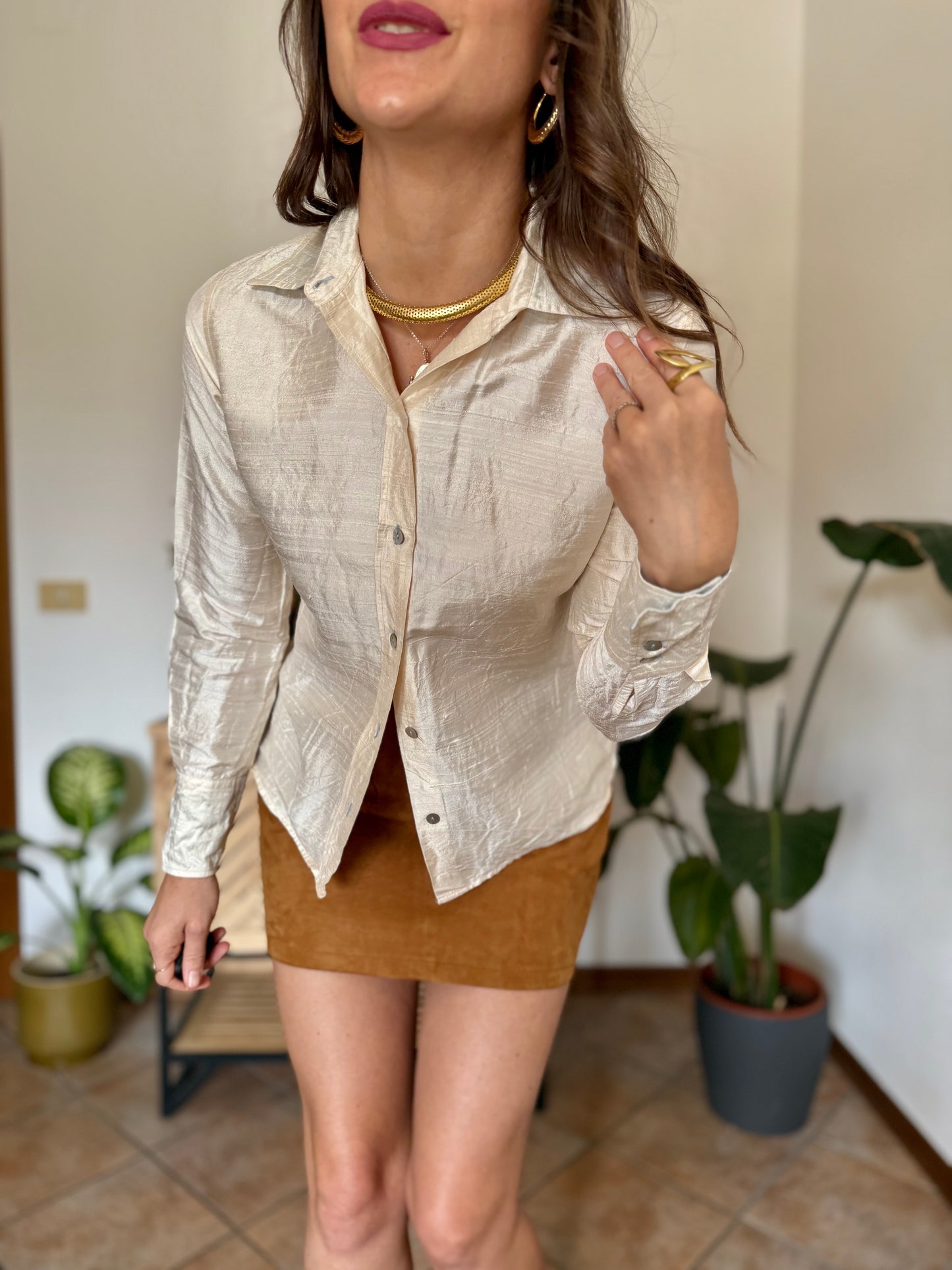 1990’s vintage cream raw silk textured blouse with mother of pearl buttons