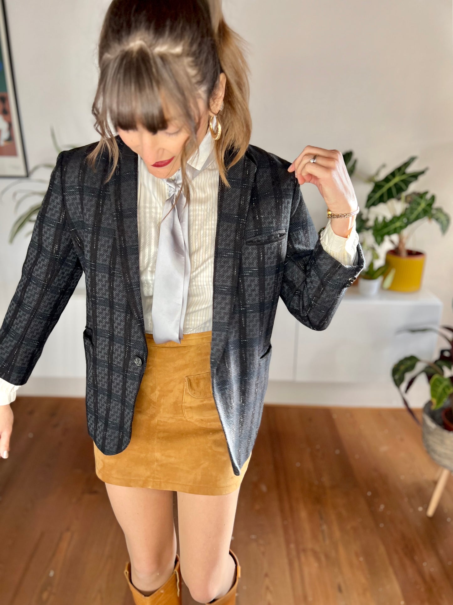 1970's black and blue tailored wool plaid blazer