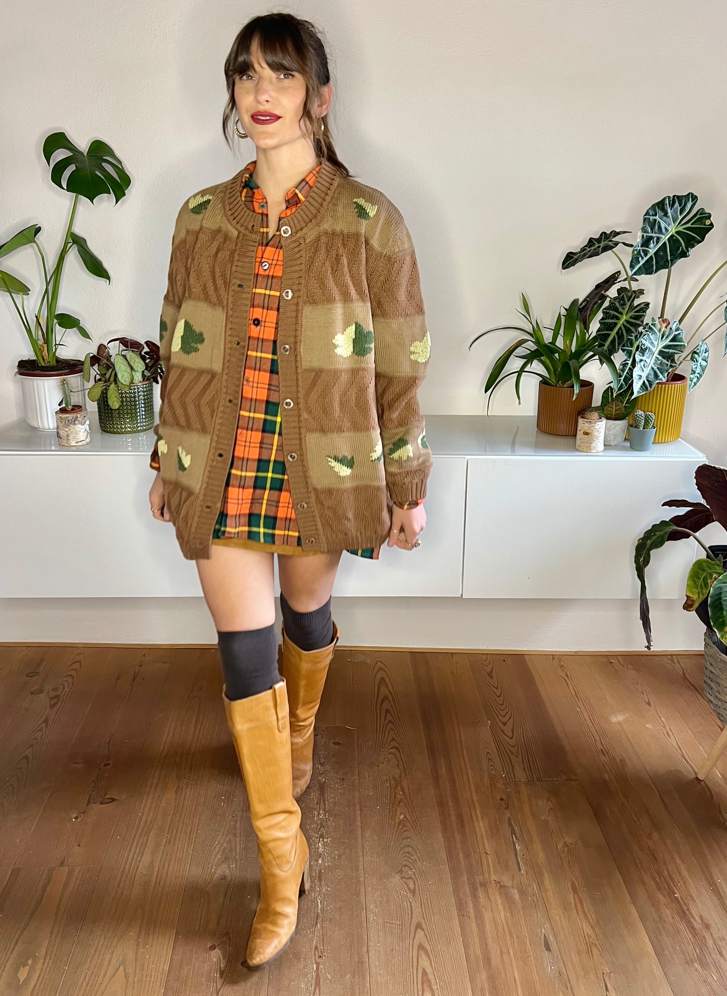 1970's vintage oversize tan trip knit cardigan with green leaf knit pattern