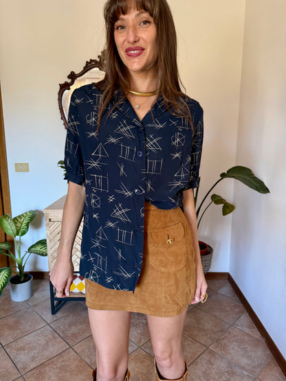 1970’s vintage navy blouse with cream abstract geometric brush stroke print