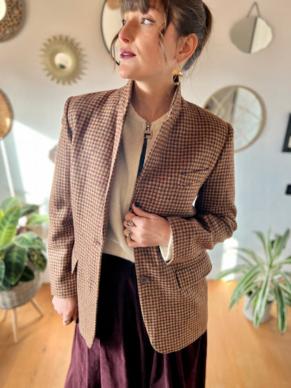 1970's vintage brown and tan houndstooth wool blazer