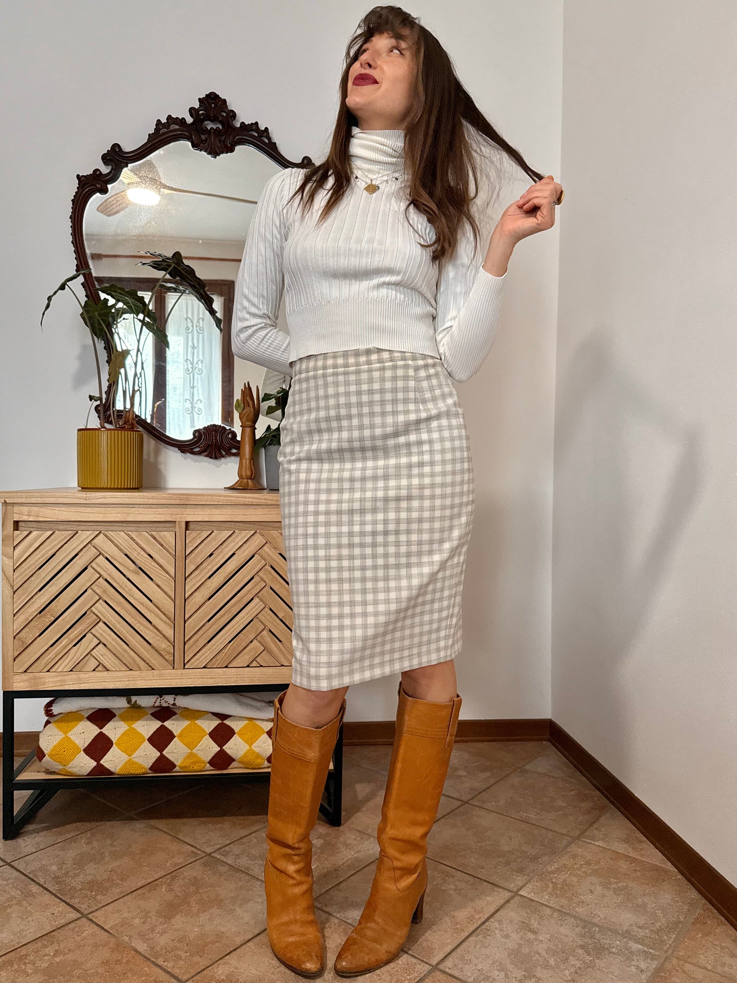 1970's vintage cream and light grey plaid wool midi skirt