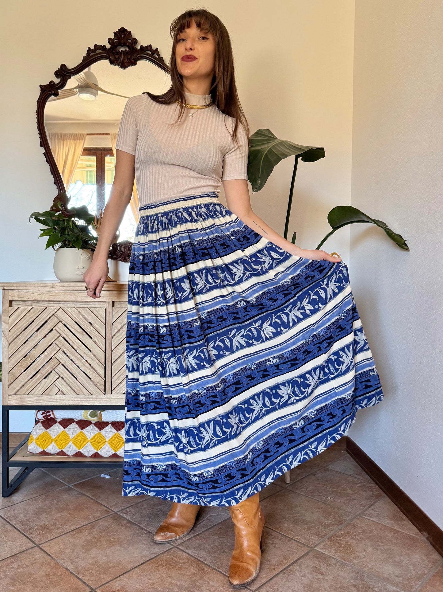 1990’s vintage blue and cream floral stripped maxi skirt