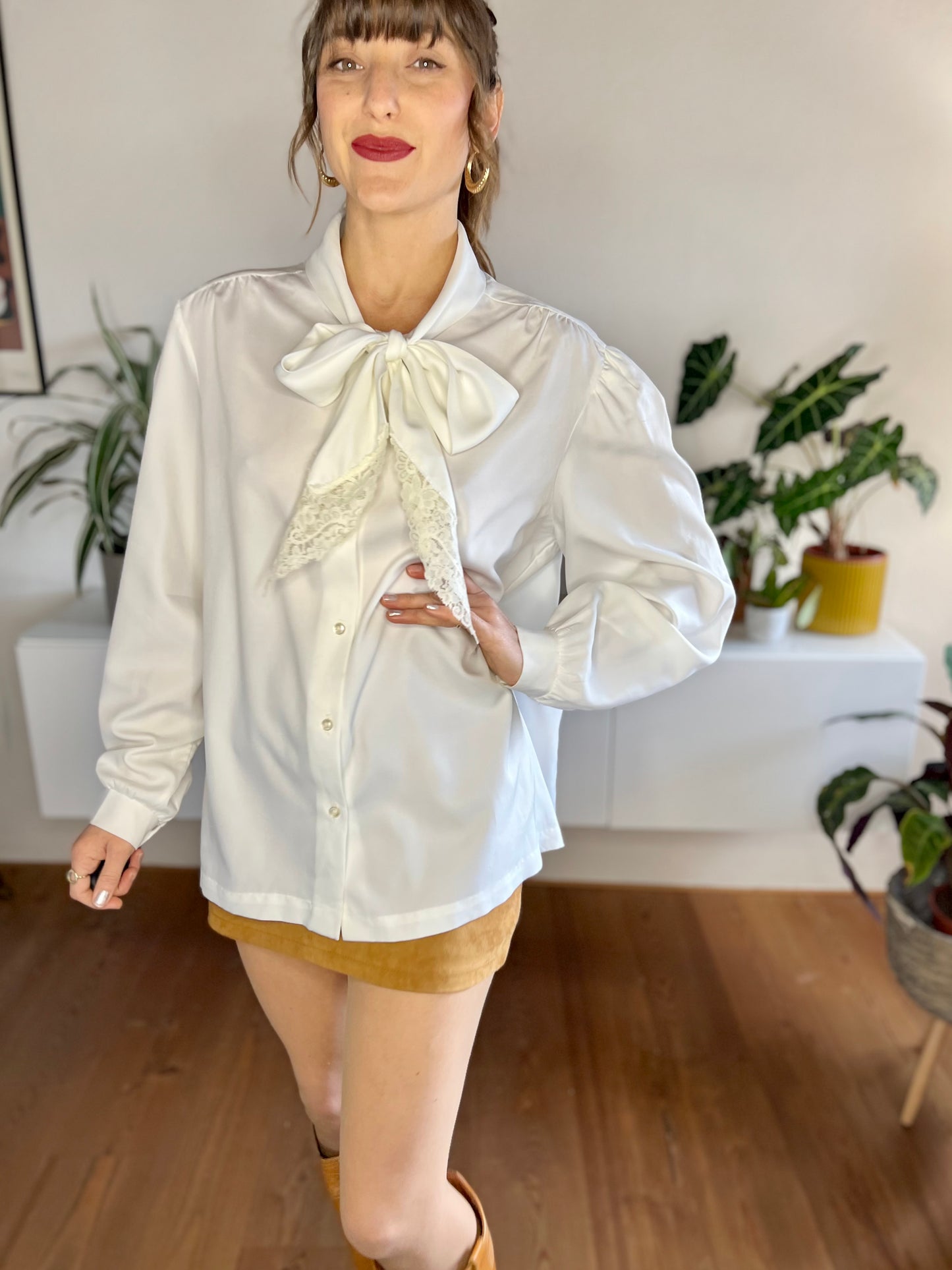 1970's vintage cream bow tie blouse with lace trim