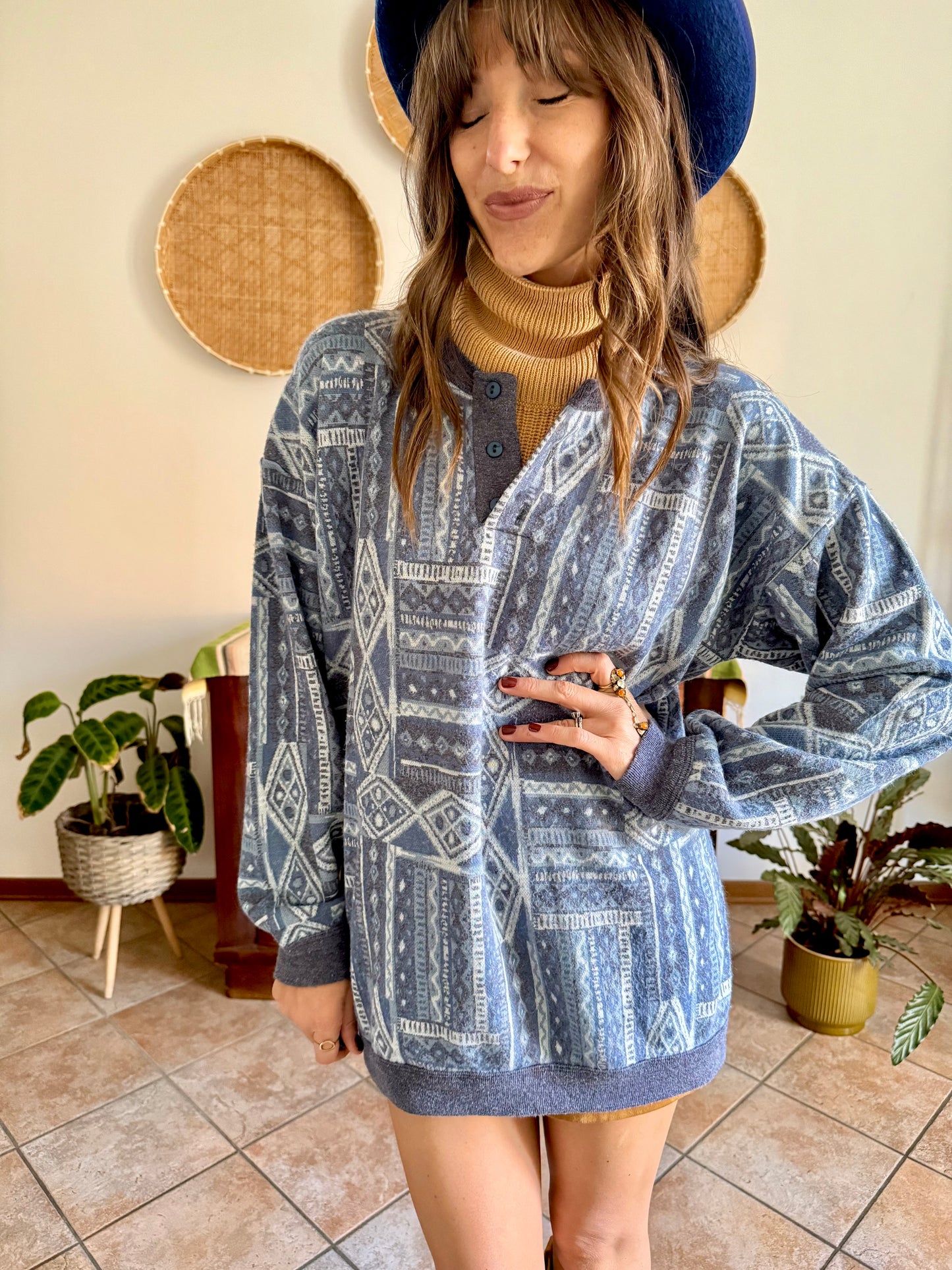 1980's vintage multi tonal blue geometric knit sweatshirt