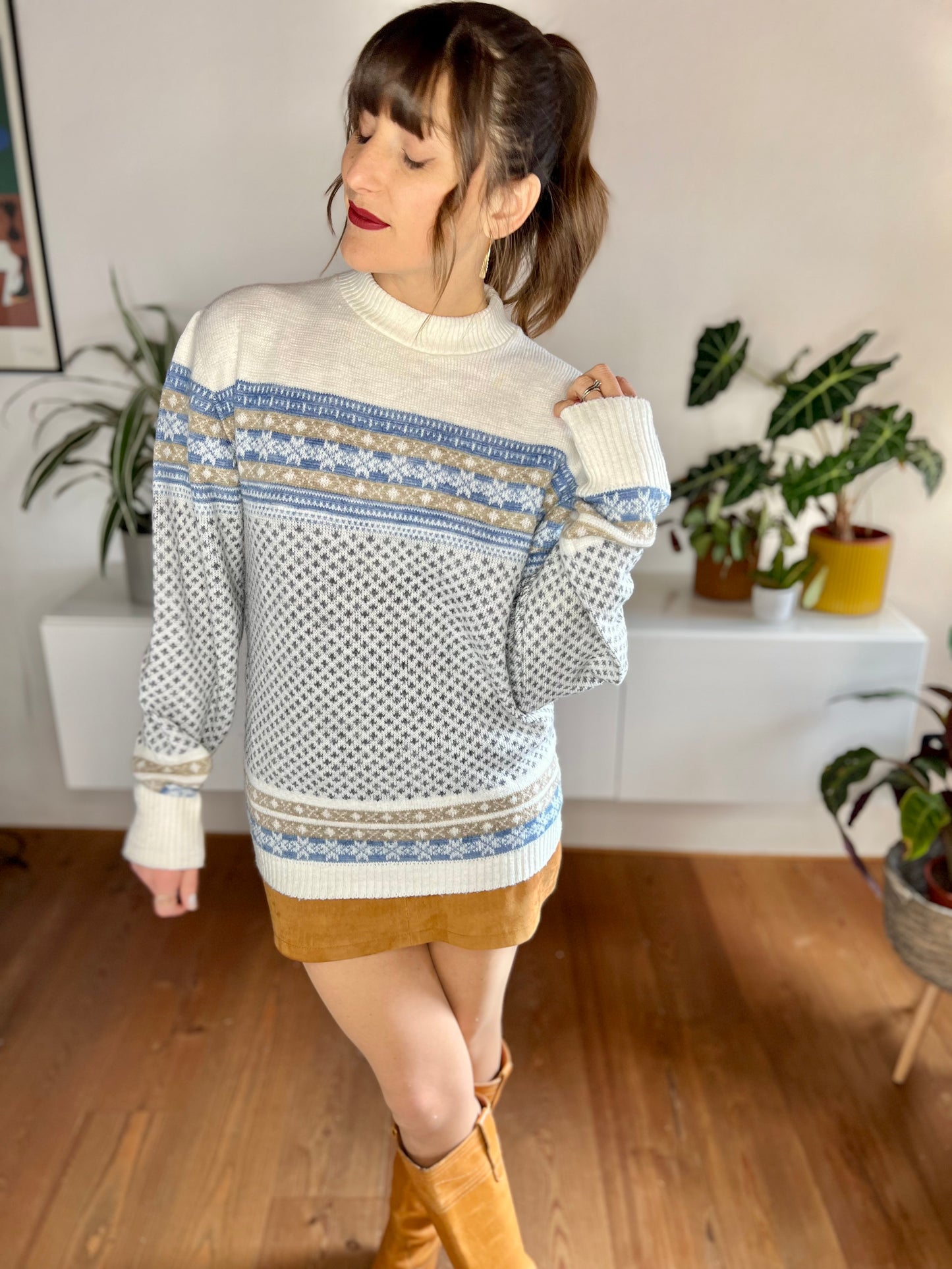 1970's vintage cream and blue fair isle knit pullover