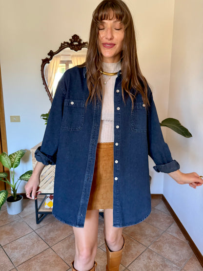 1990’s vintage thick dark denim shirt with metallic buttons