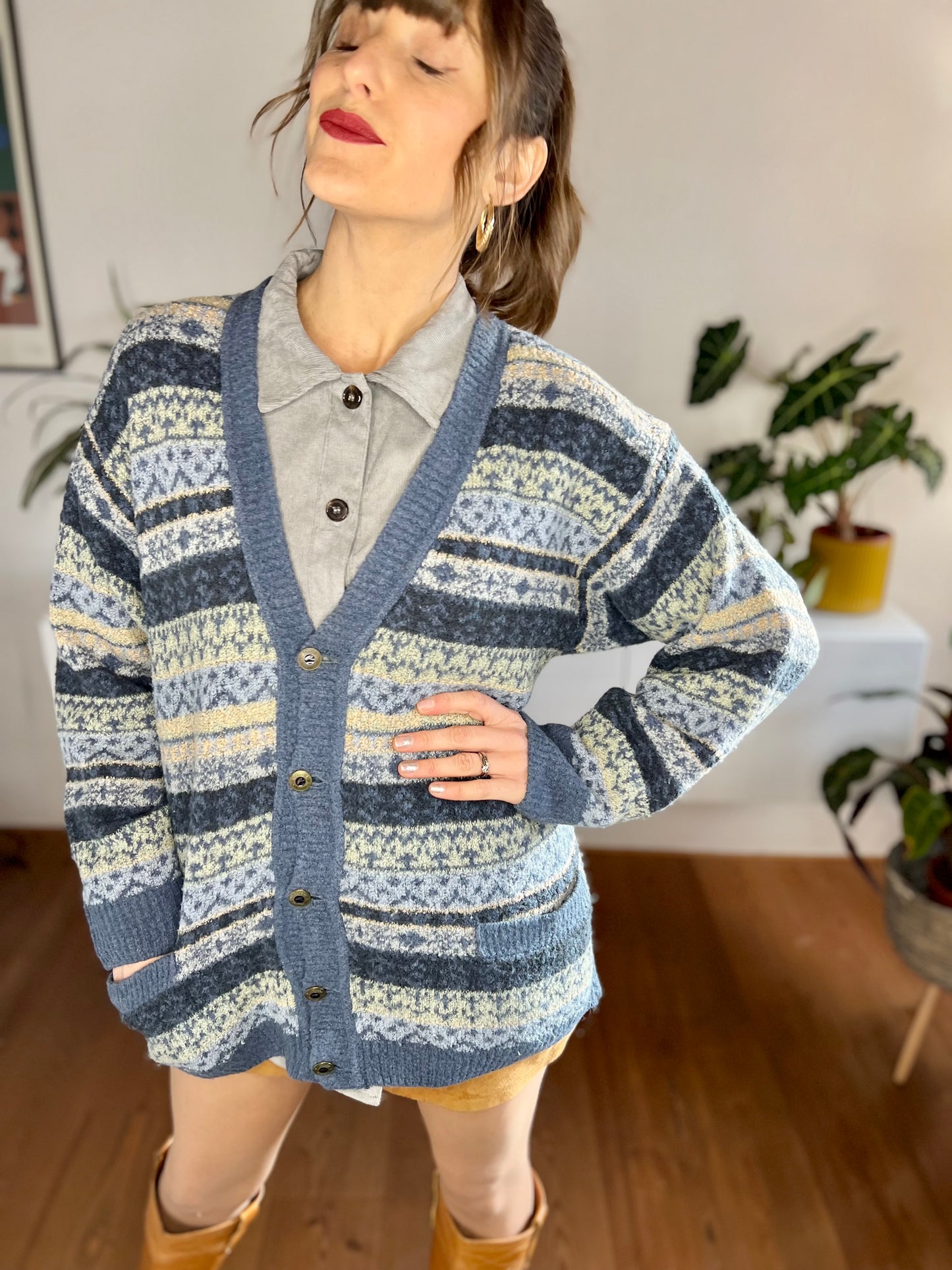 1970's vintage oversize blue and cream stripe cardigan