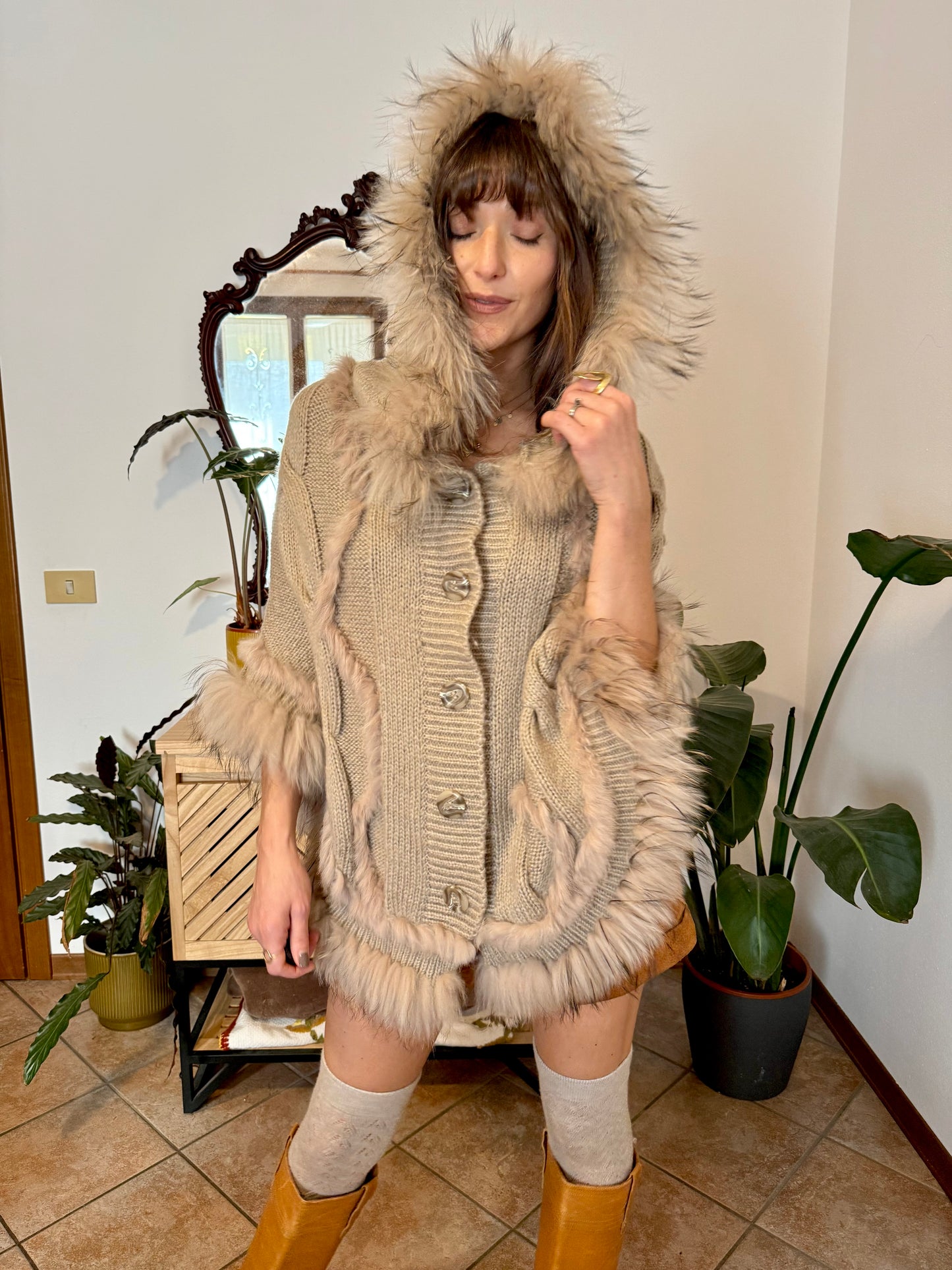 1970's vintage beige knit mohair poncho with fur trimming