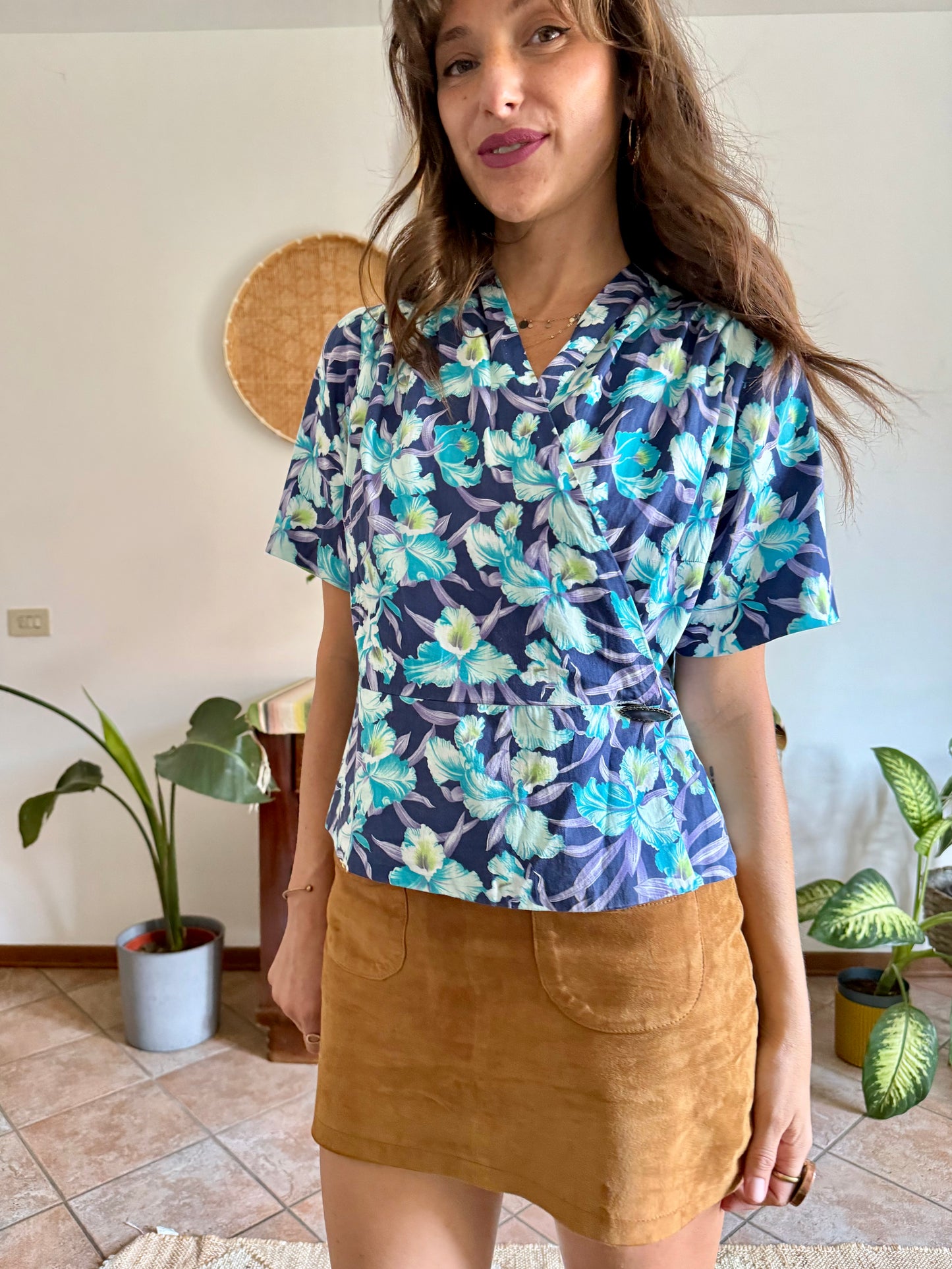1970’s vintage turquoise, blue and lilac floral print blouse with mother of pearl broach closure