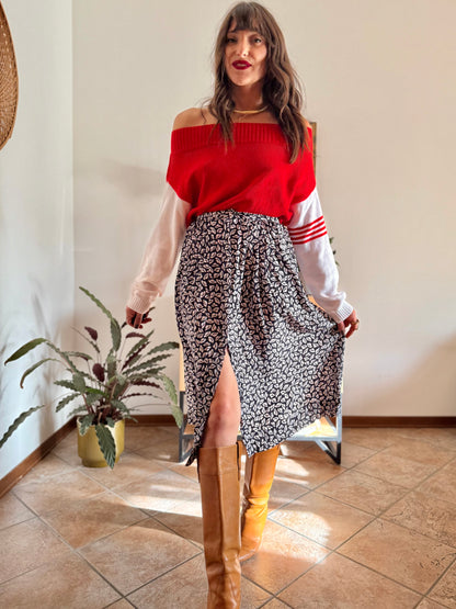 1970’s vintage navy blue and white silk blend midi skirt with hat print