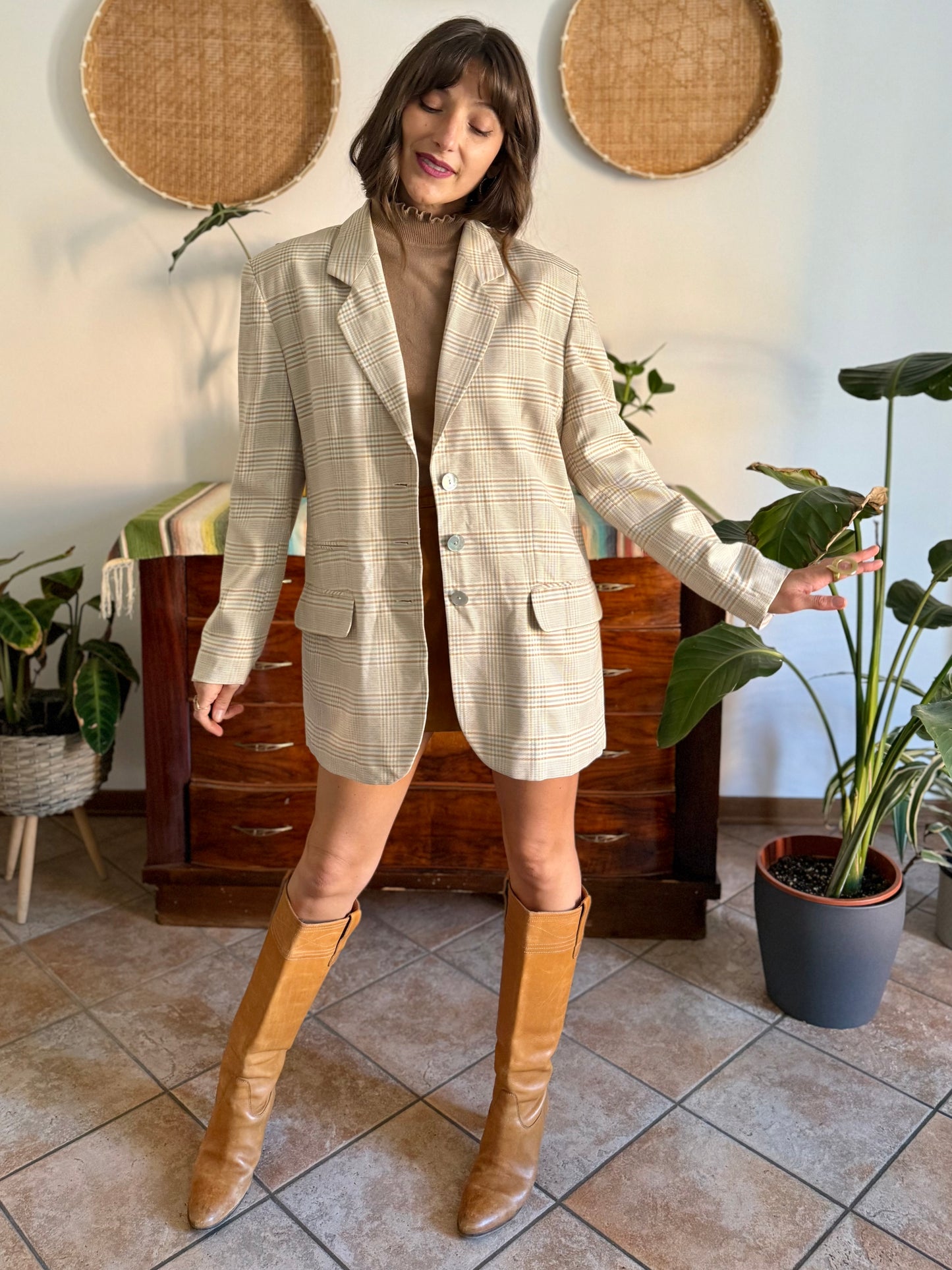 1970’s vintage wool cream, grey and tan plaid wool blazer with oversize mother of pearl buttons