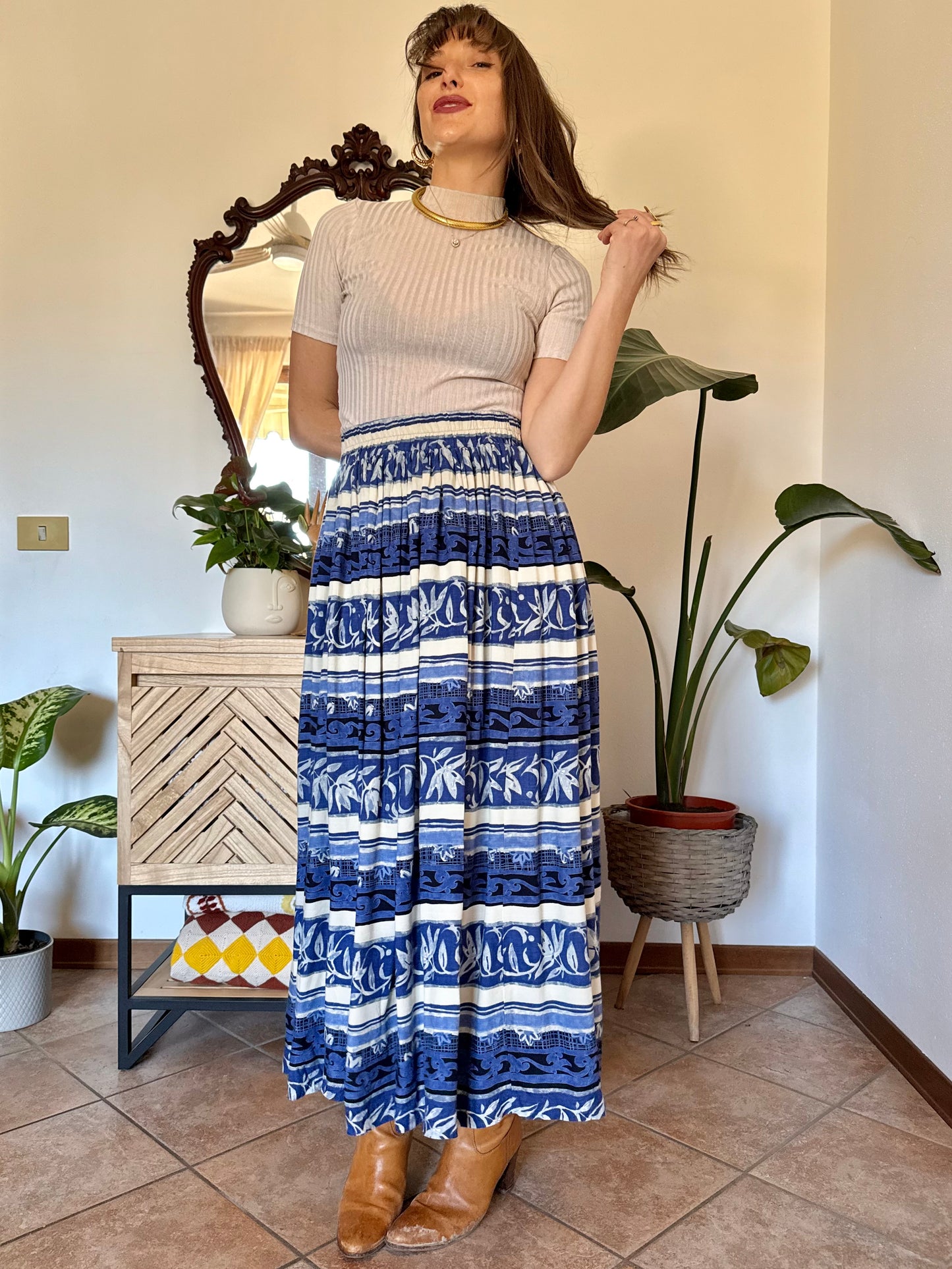1990’s vintage blue and cream floral stripped maxi skirt