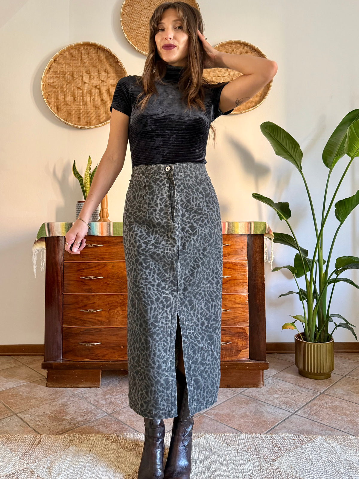 1970’s vintage dark grey animal print denim midi skirt