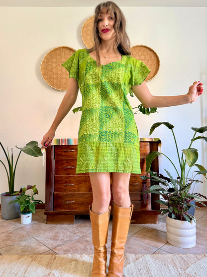 1970’s vintage mutitonal green hand block printed mini dress