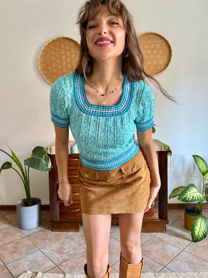 1970’s vintage turquoise,cream and blue textured knit top