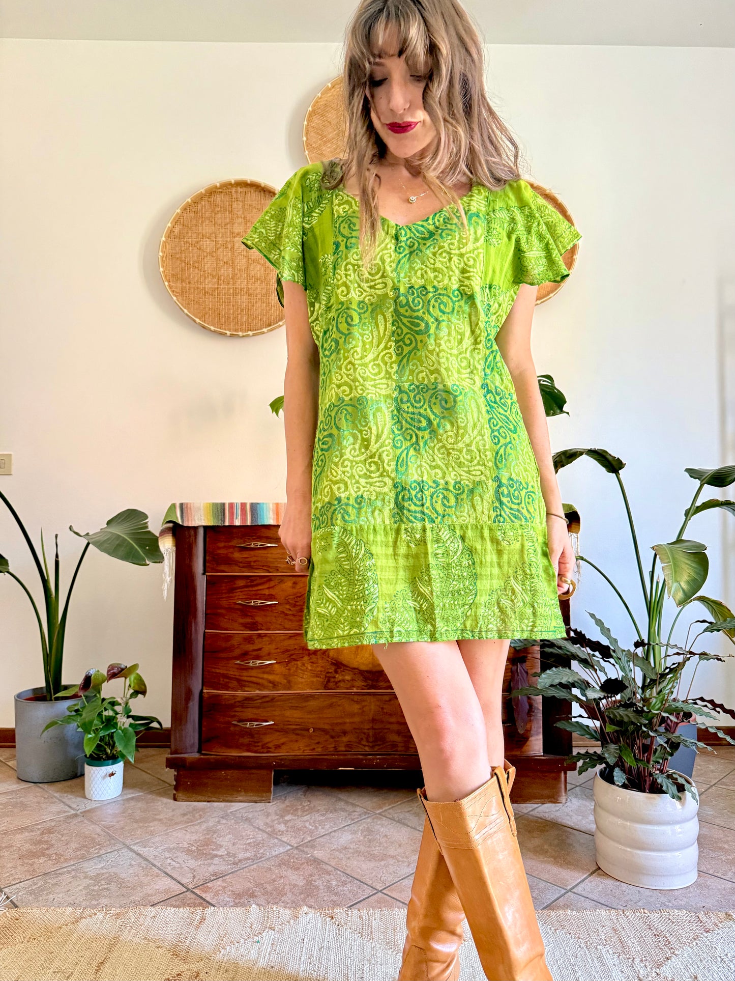 1970’s vintage mutitonal green hand block printed mini dress