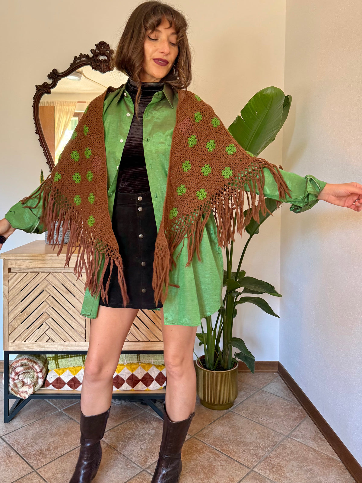 1970’s vintage chocolate brown and green knit shawl with fringe trim