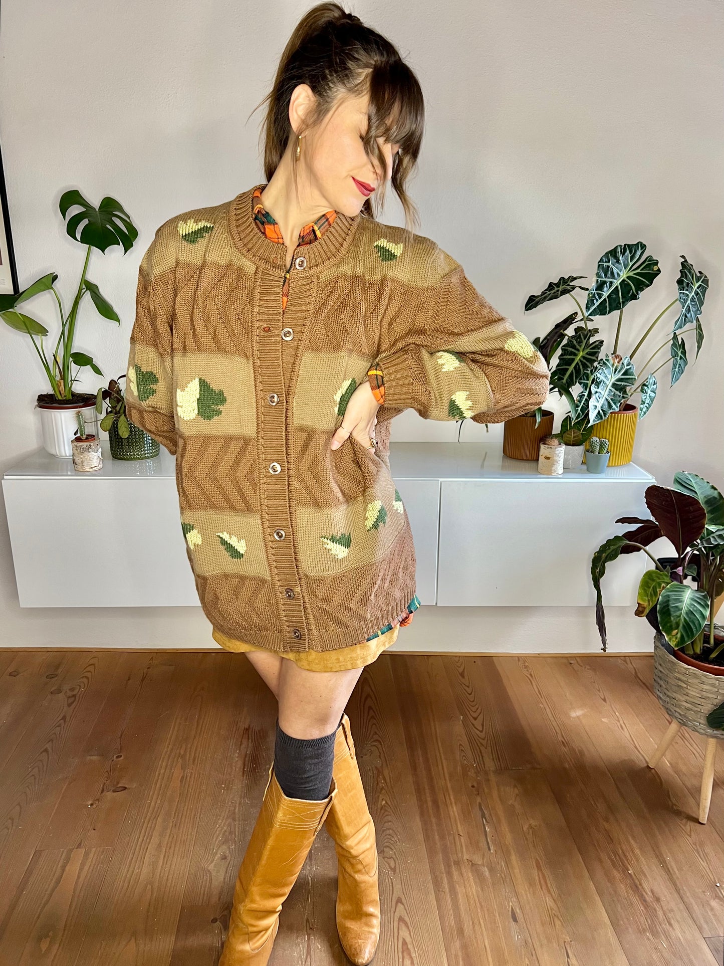 1970's vintage oversize tan trip knit cardigan with green leaf knit pattern