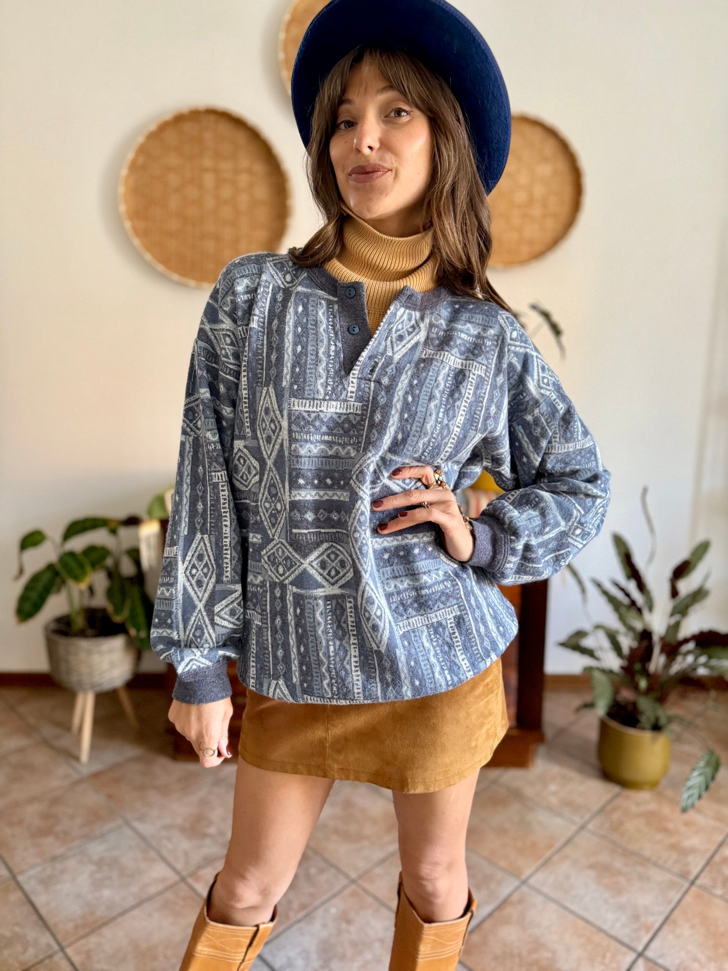 1980's vintage multi tonal blue geometric knit sweatshirt