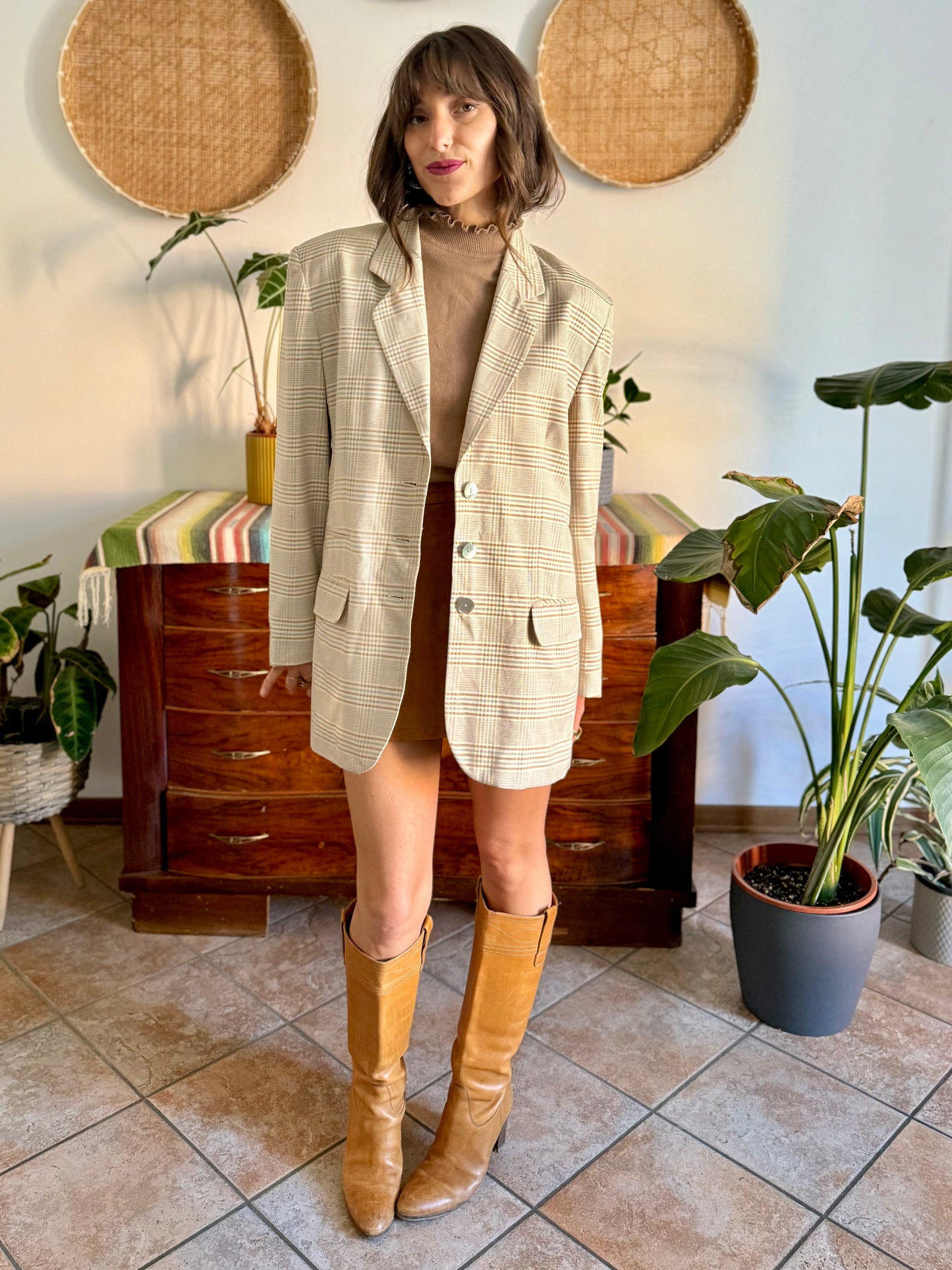 1970’s vintage wool cream, grey and tan plaid wool blazer with oversize mother of pearl buttons