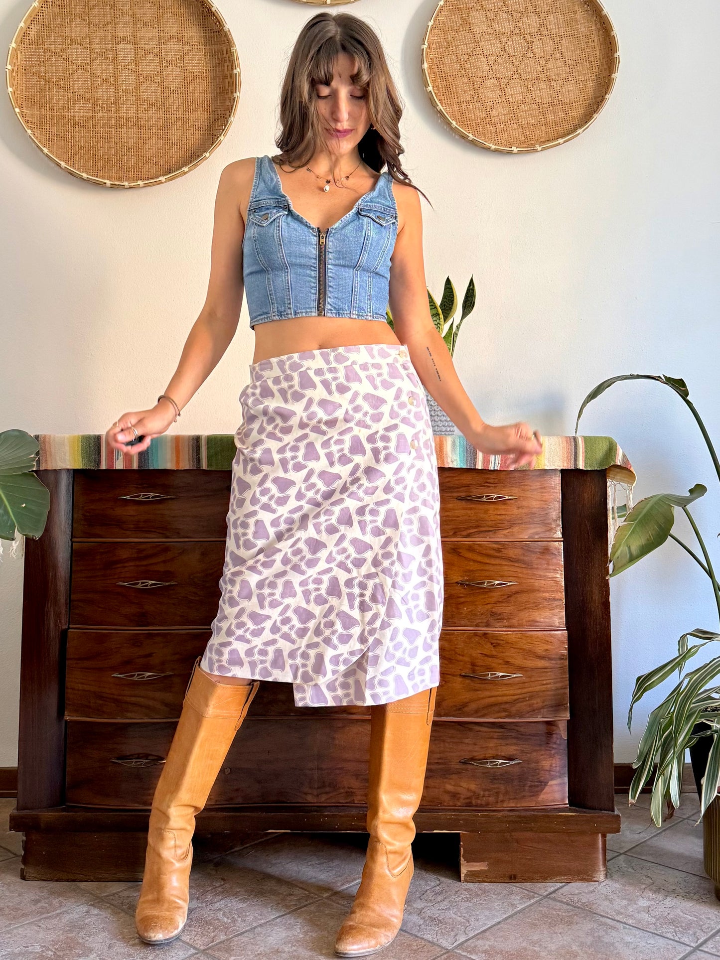 1970's vintage lilac and cream raw silk animal printed midi skirt