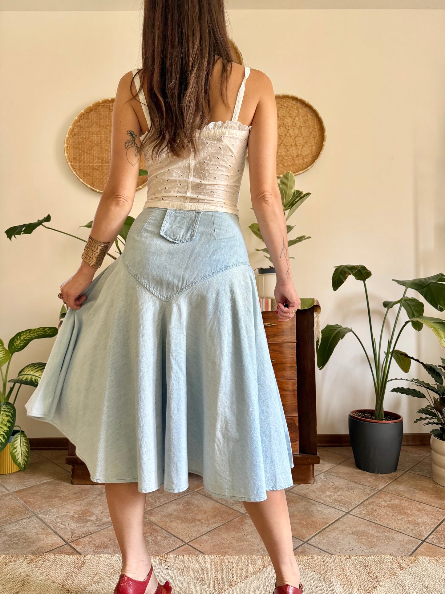 1970’s vintage light wash denim midi skirt