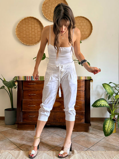 Y2K vintage white cotton low waisted capri pants