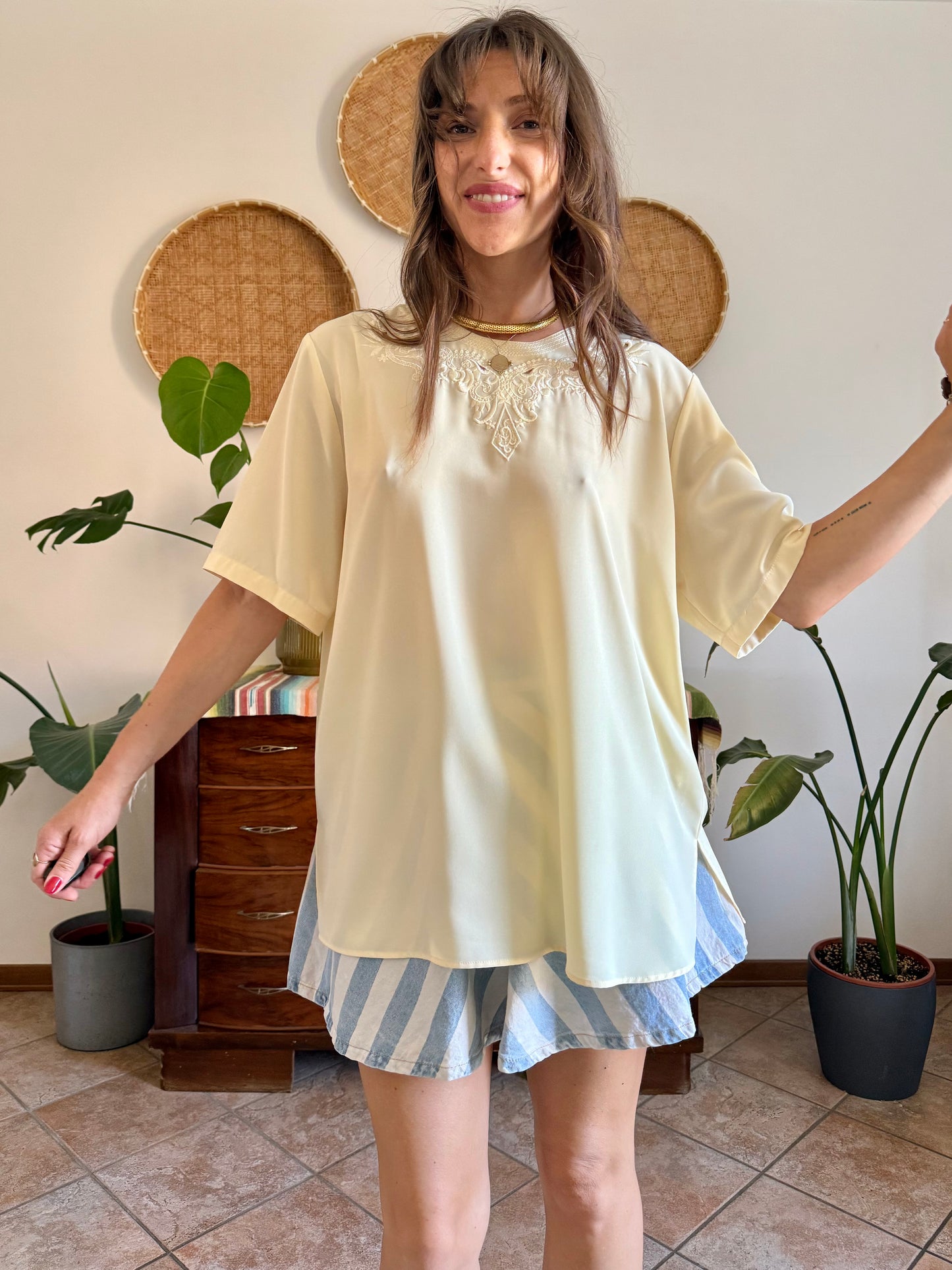1970's vintage butter yellow blouse with floral embroidered neckline