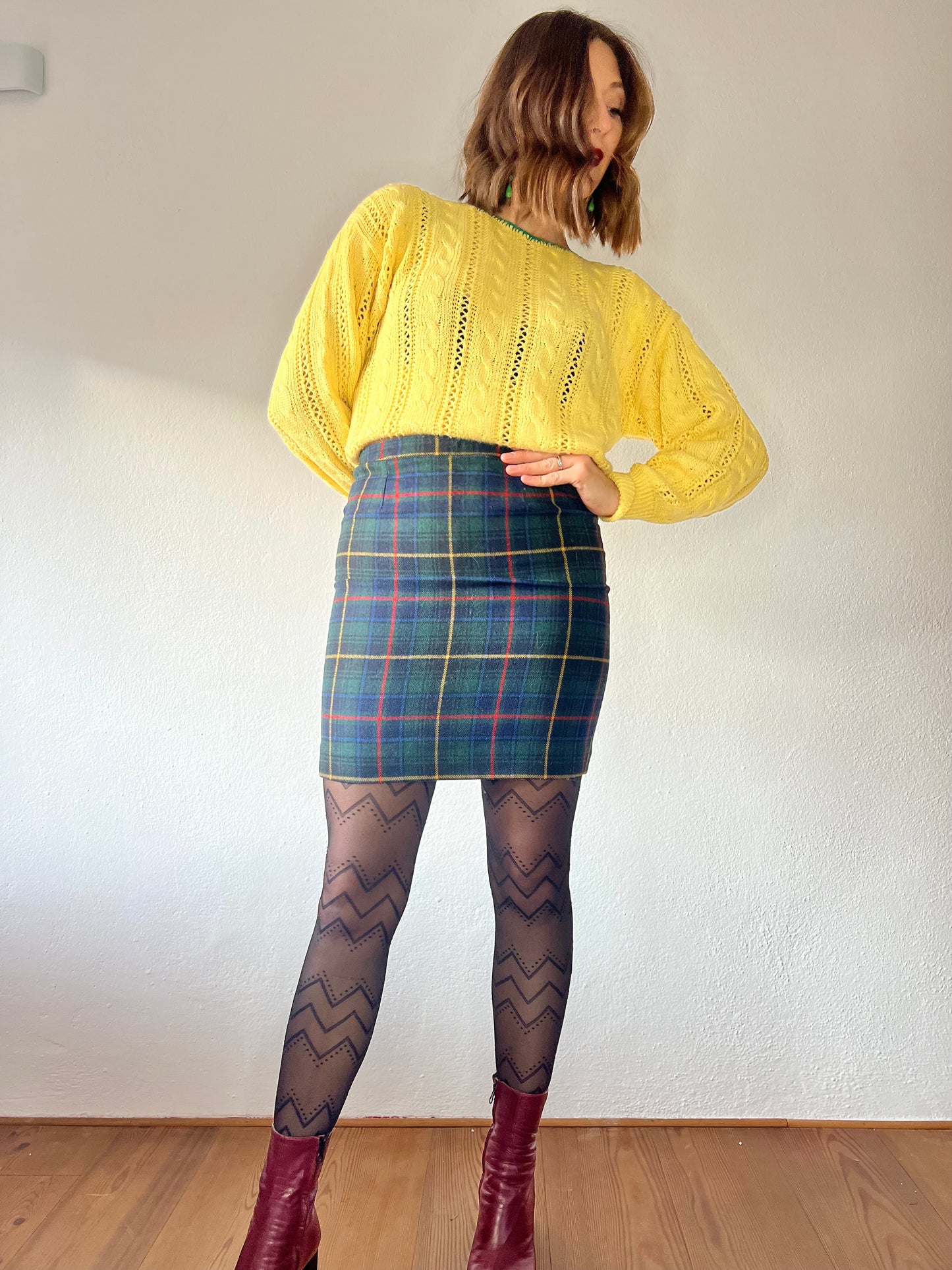 1970's vintage multicolor plaid wool mini skirt