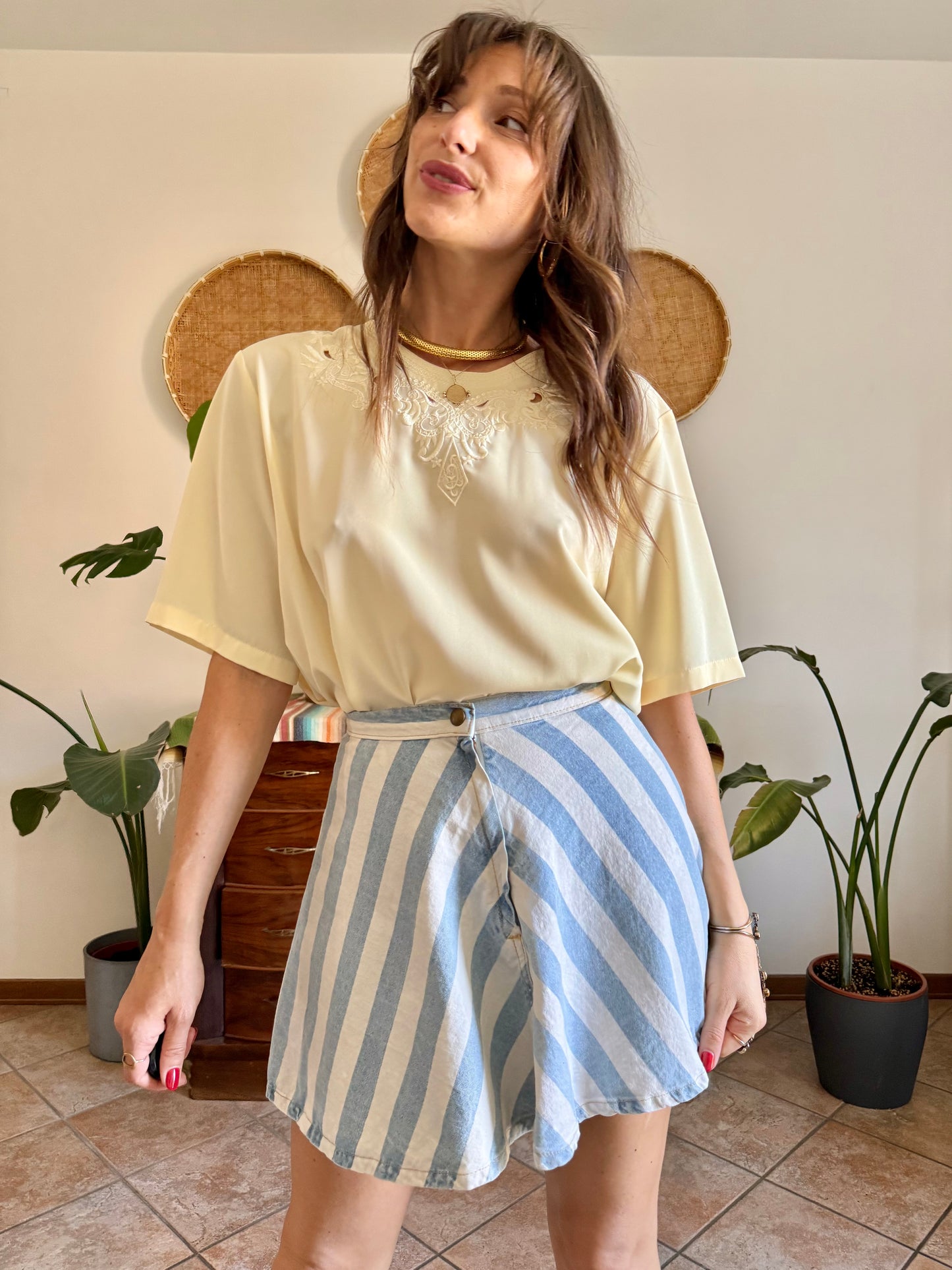 1970's vintage butter yellow blouse with floral embroidered neckline