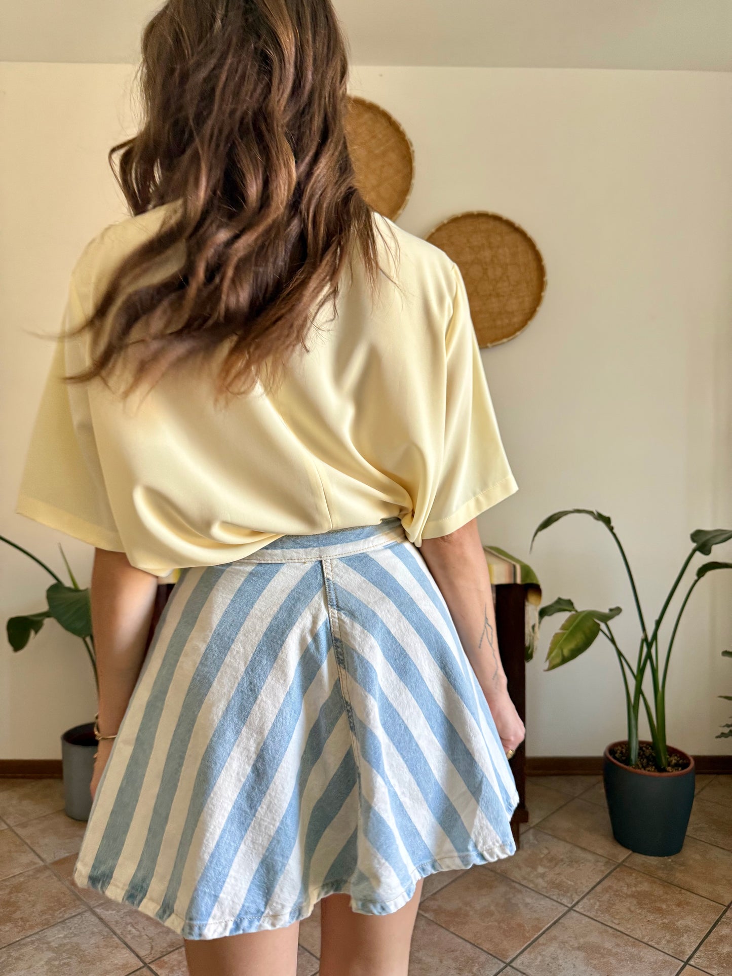 1970's vintage butter yellow blouse with floral embroidered neckline