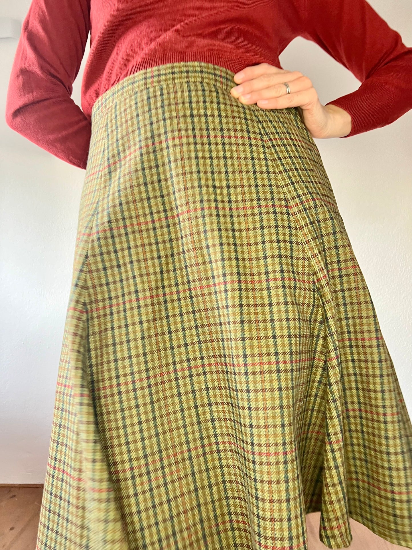 1970's vintage navy and olive green plaid wool skirt