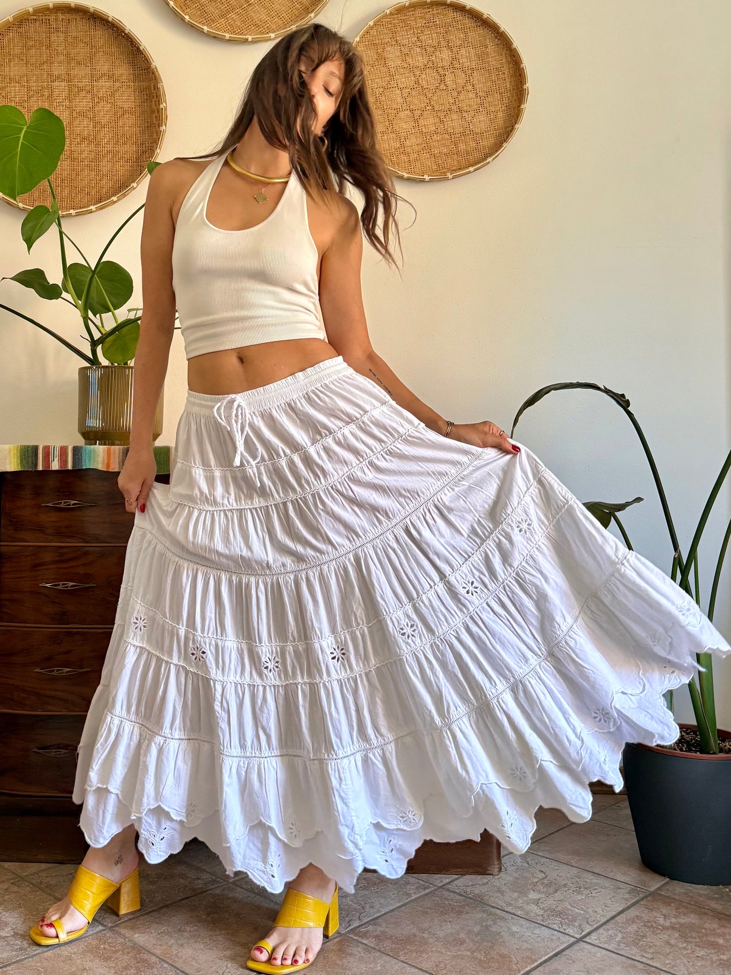 1970's vintage wite floral embroidered prairie maxi skirt