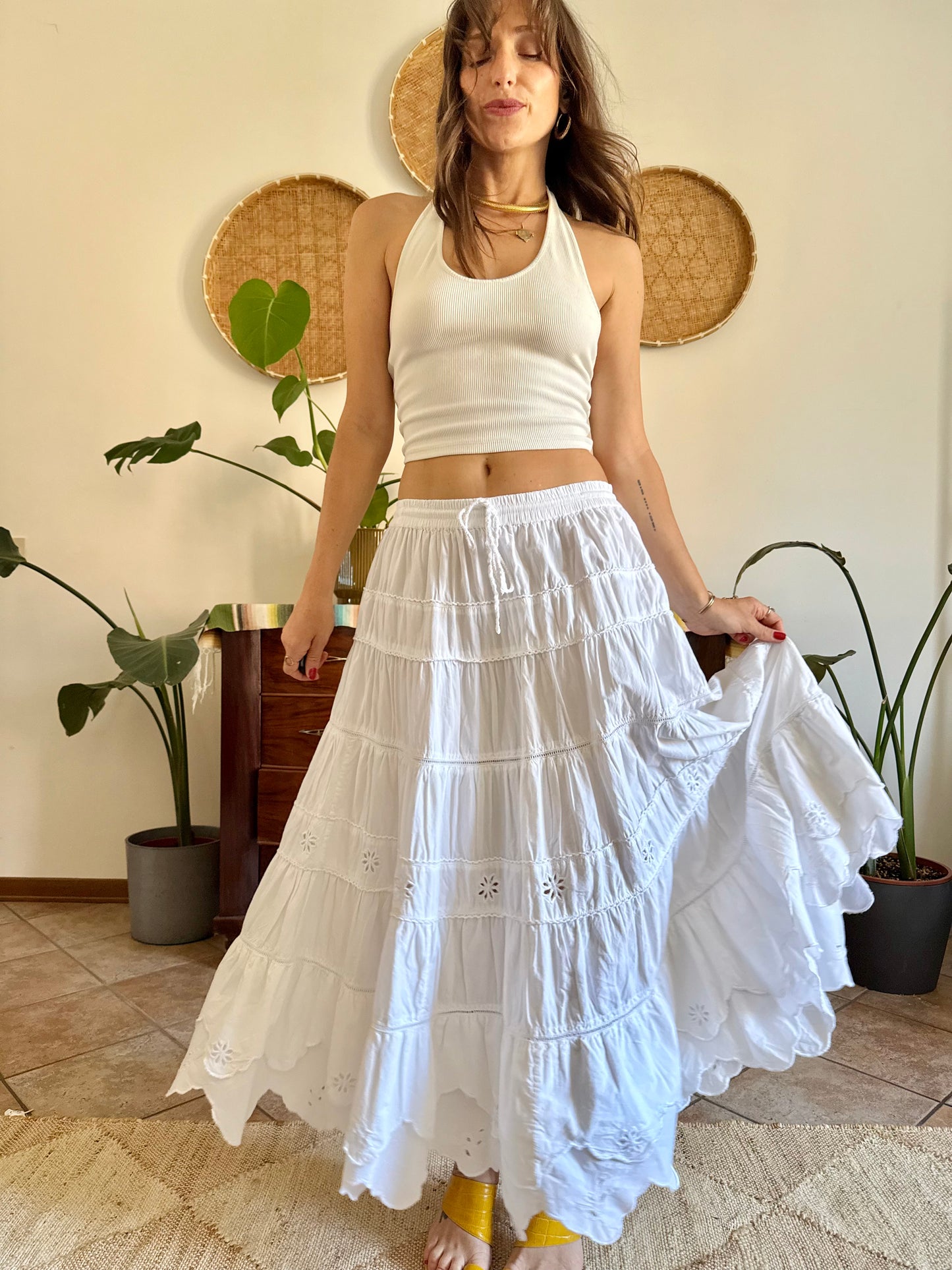 1970's vintage wite floral embroidered prairie maxi skirt