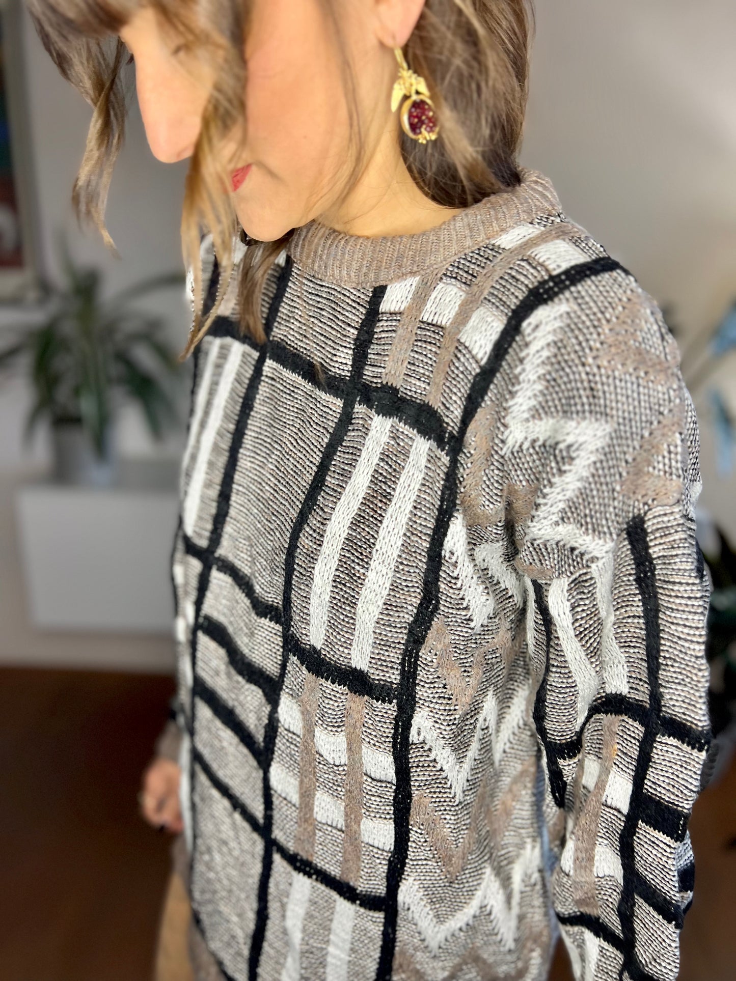 1990's vintage tan, black and cream knit plaid pullover