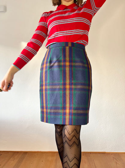 1970's vintage green and multi color wool plaid mini skirt