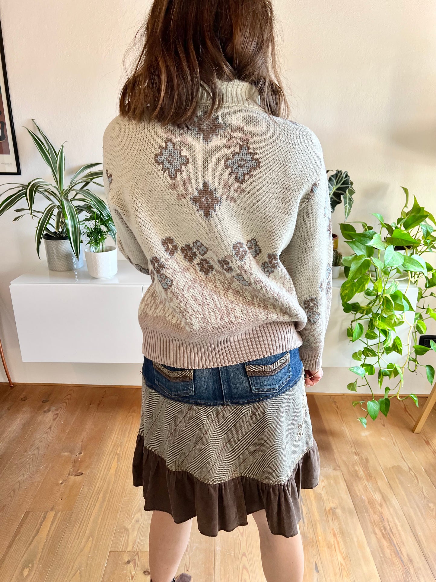 1980's vintage tan and blue floral spring cardigan