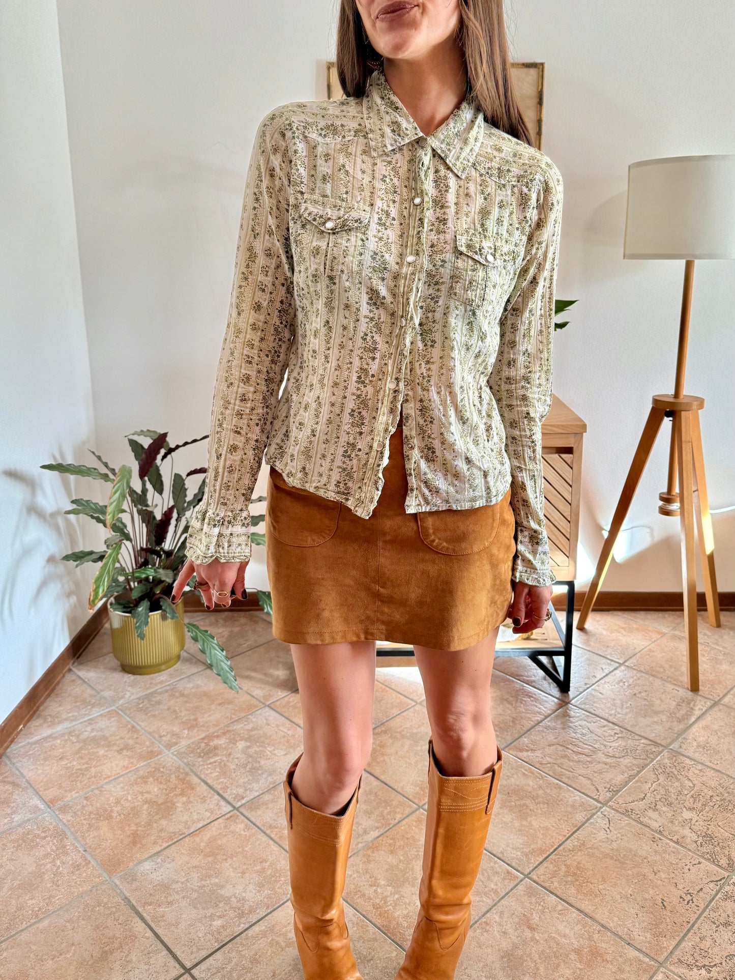 1990's vintage cream, mint and green floral print pearl snap western shirt