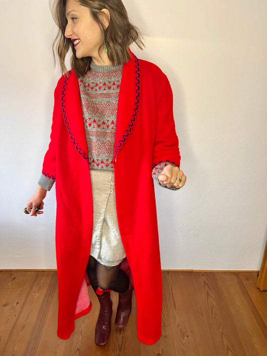 1970's vintage red house coat with navy scallop trim