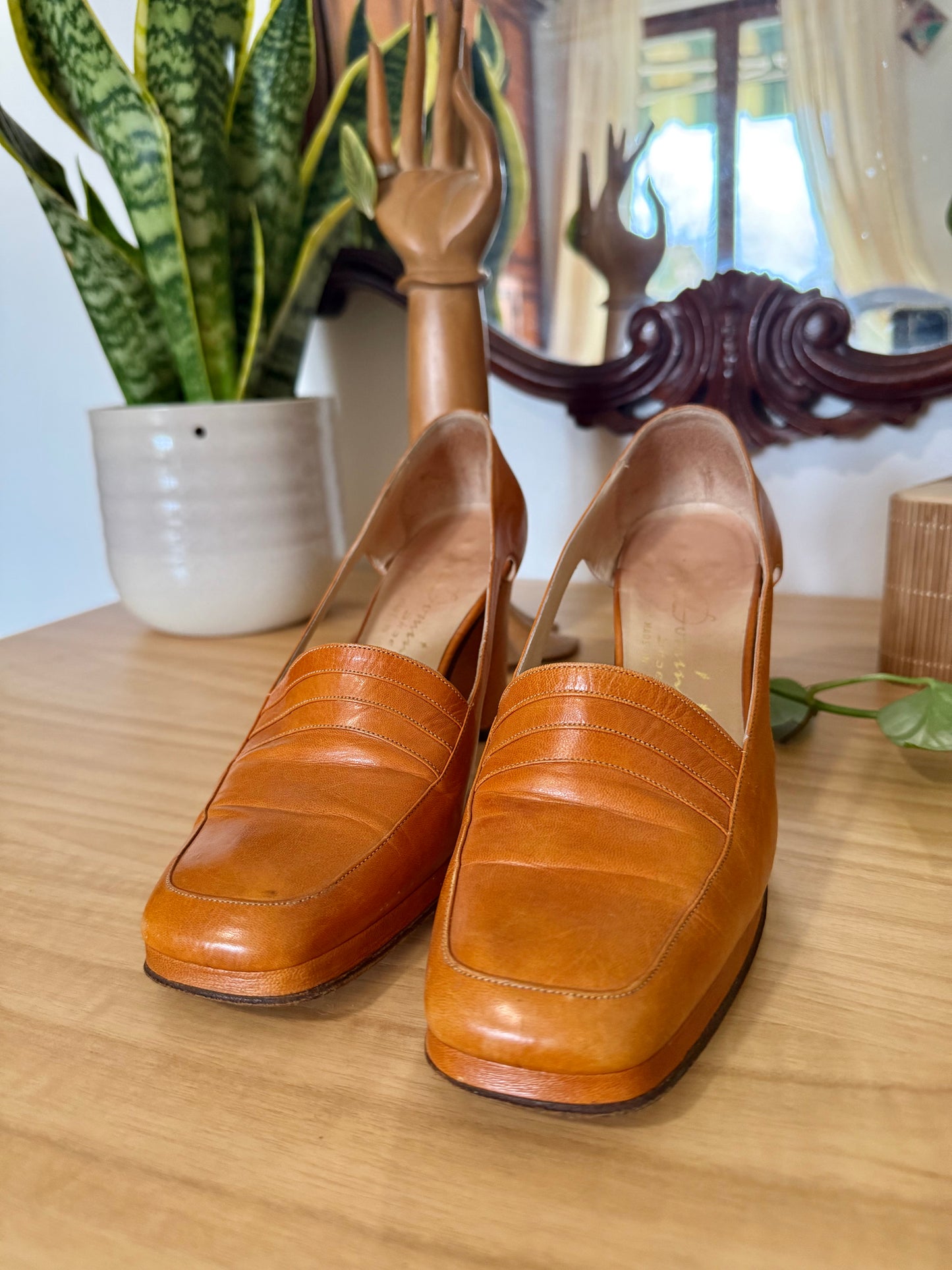 1970's vintage camel leather platform loafers
