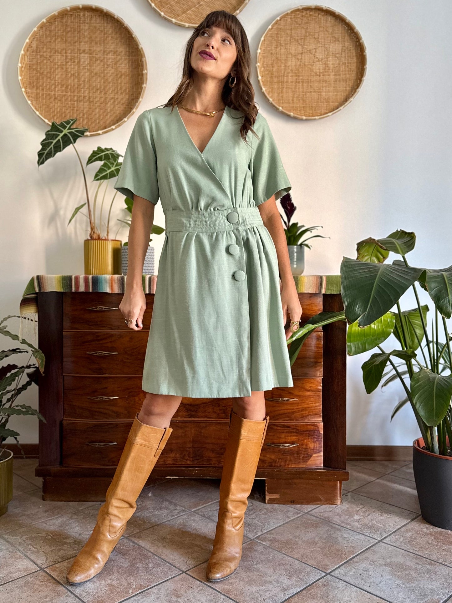 1960's vintage mint green mini dress with oversize button details