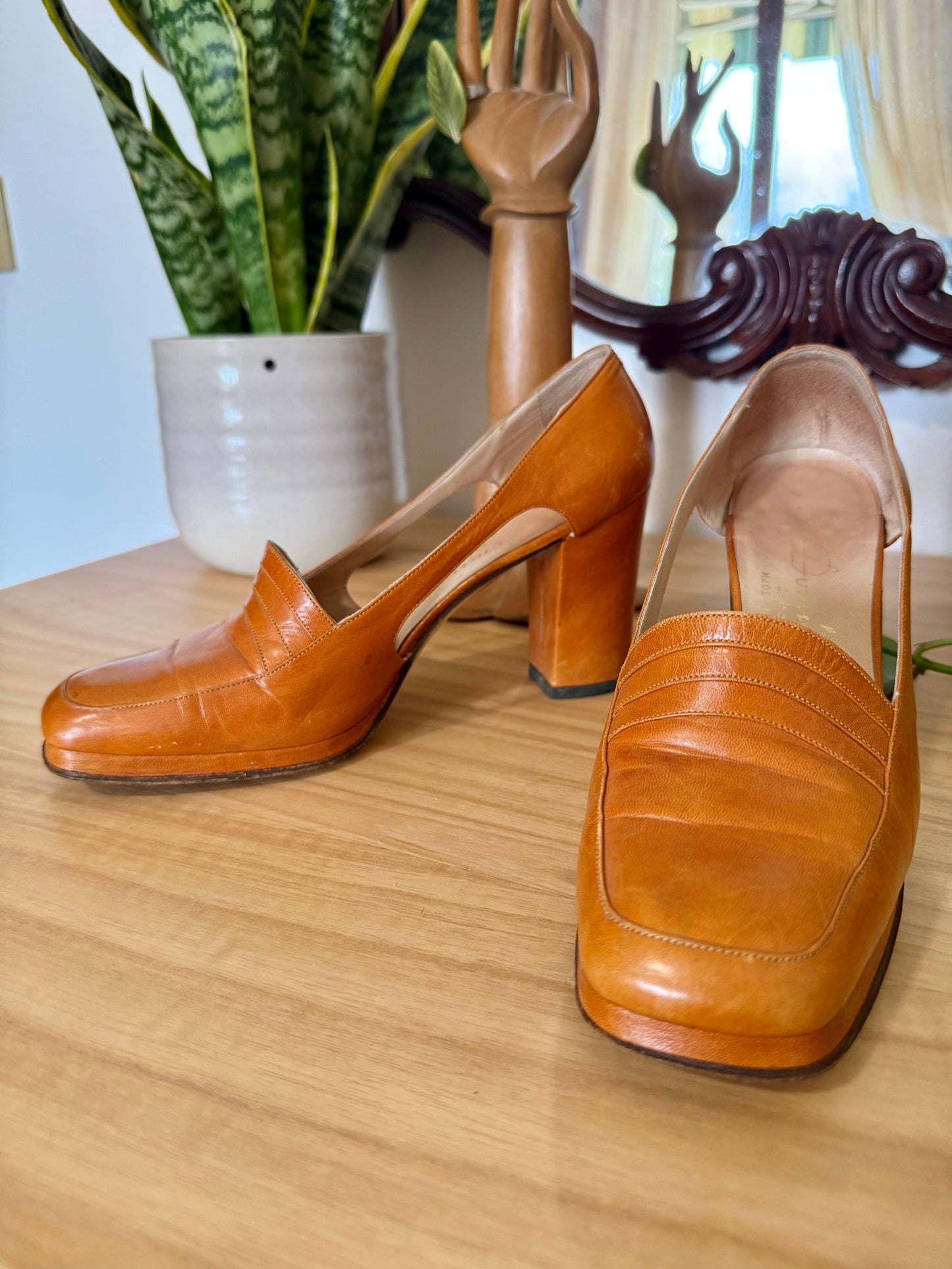 1970's vintage camel leather platform loafers