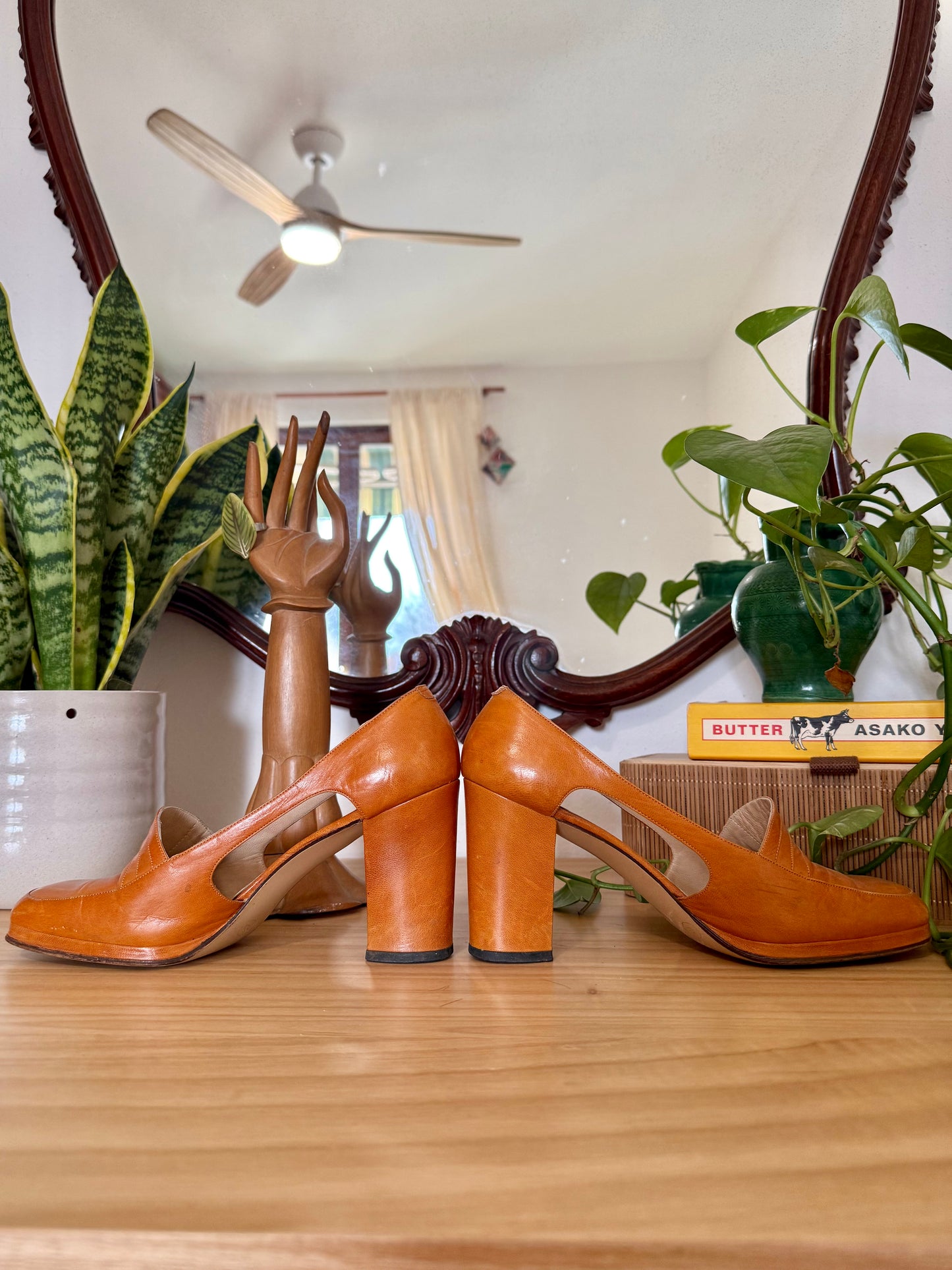 1970's vintage camel leather platform loafers