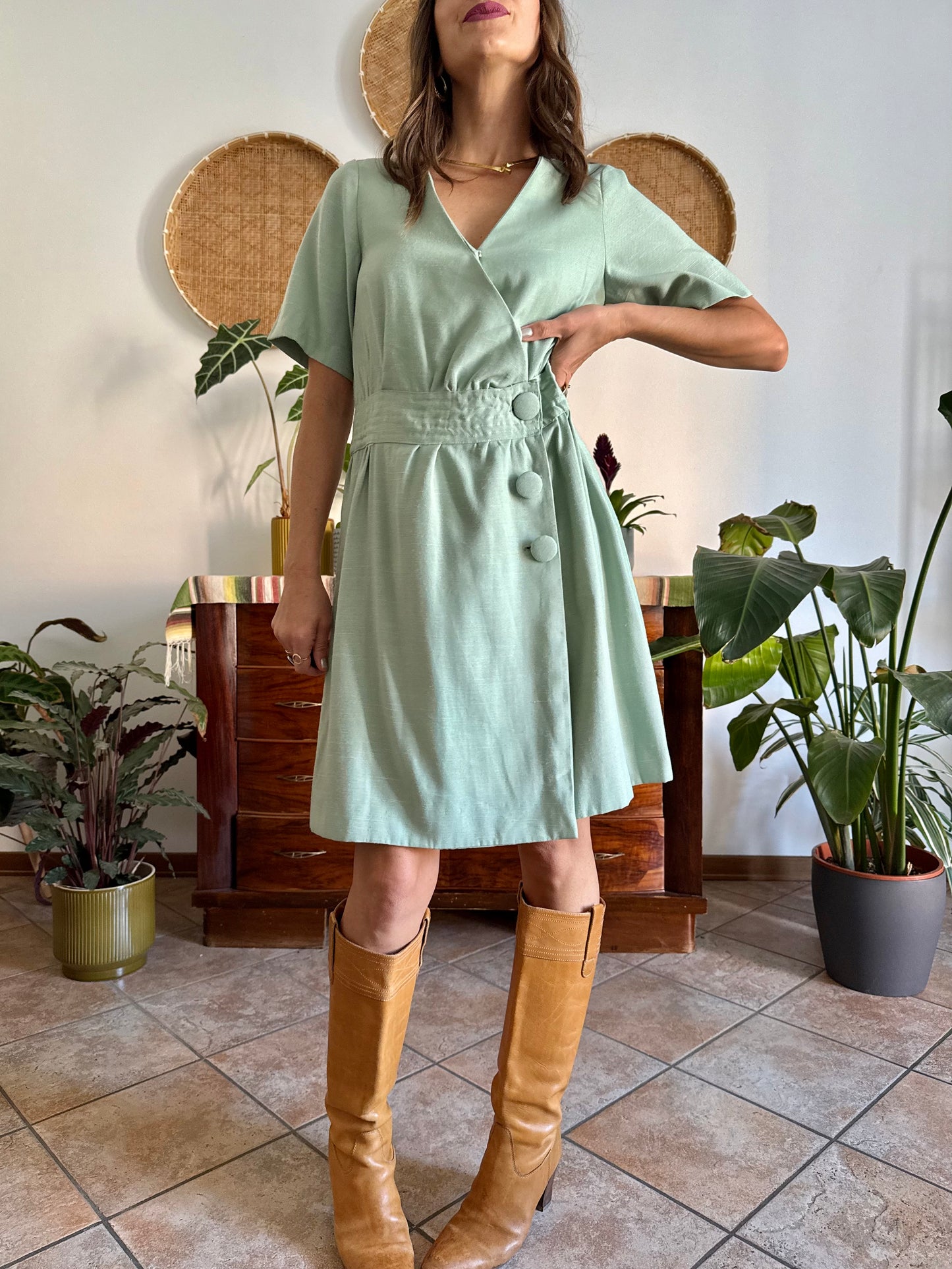 1960's vintage mint green mini dress with oversize button details