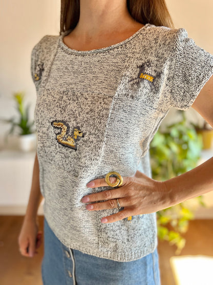 1970's vintage hand knit grey top with animal details