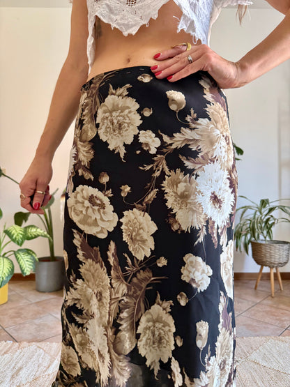 1990's vintage black, beige and lilac low waisted floral midi skirt